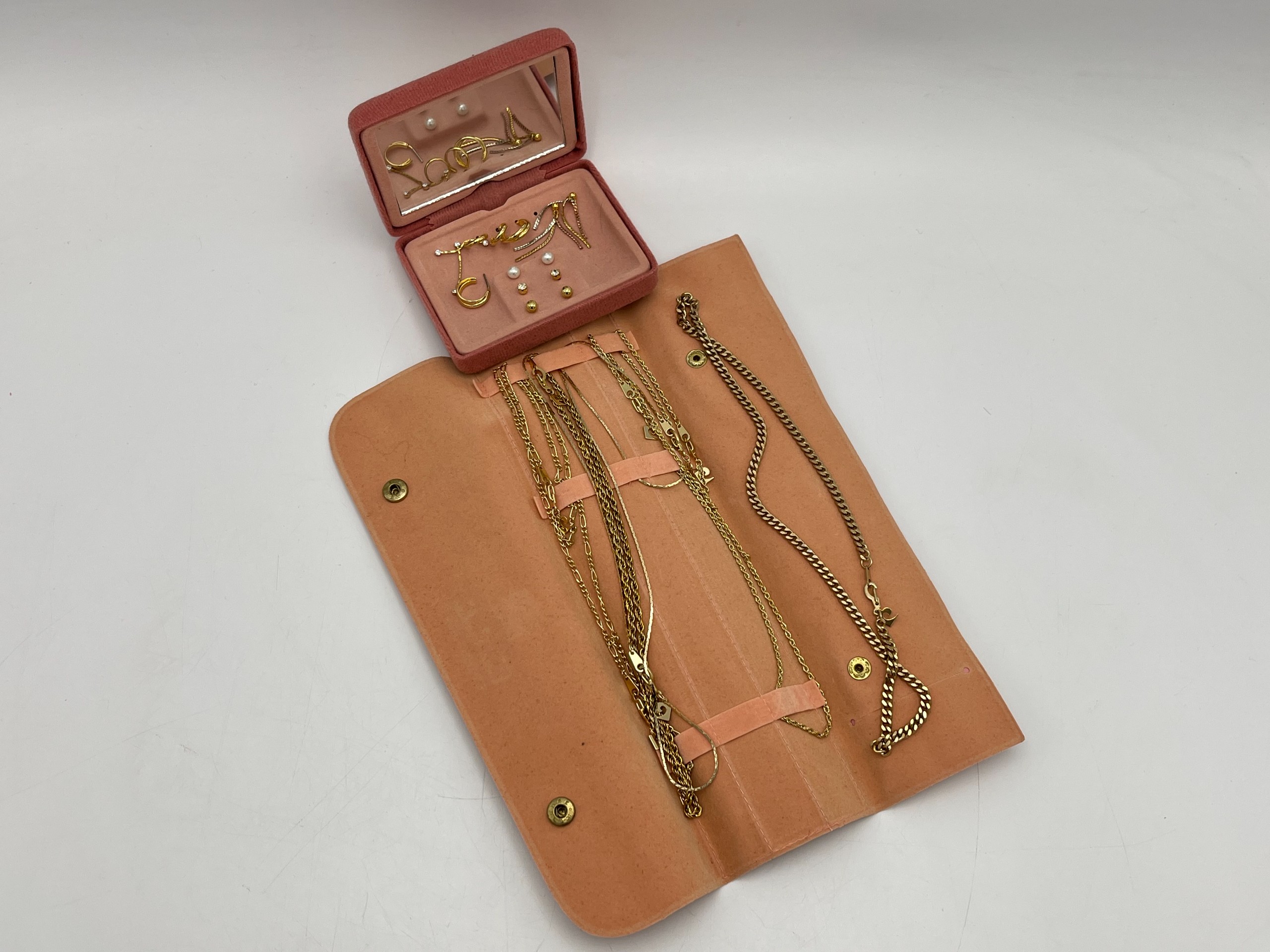 Pierre Cardin - Huutokauppa Ekman