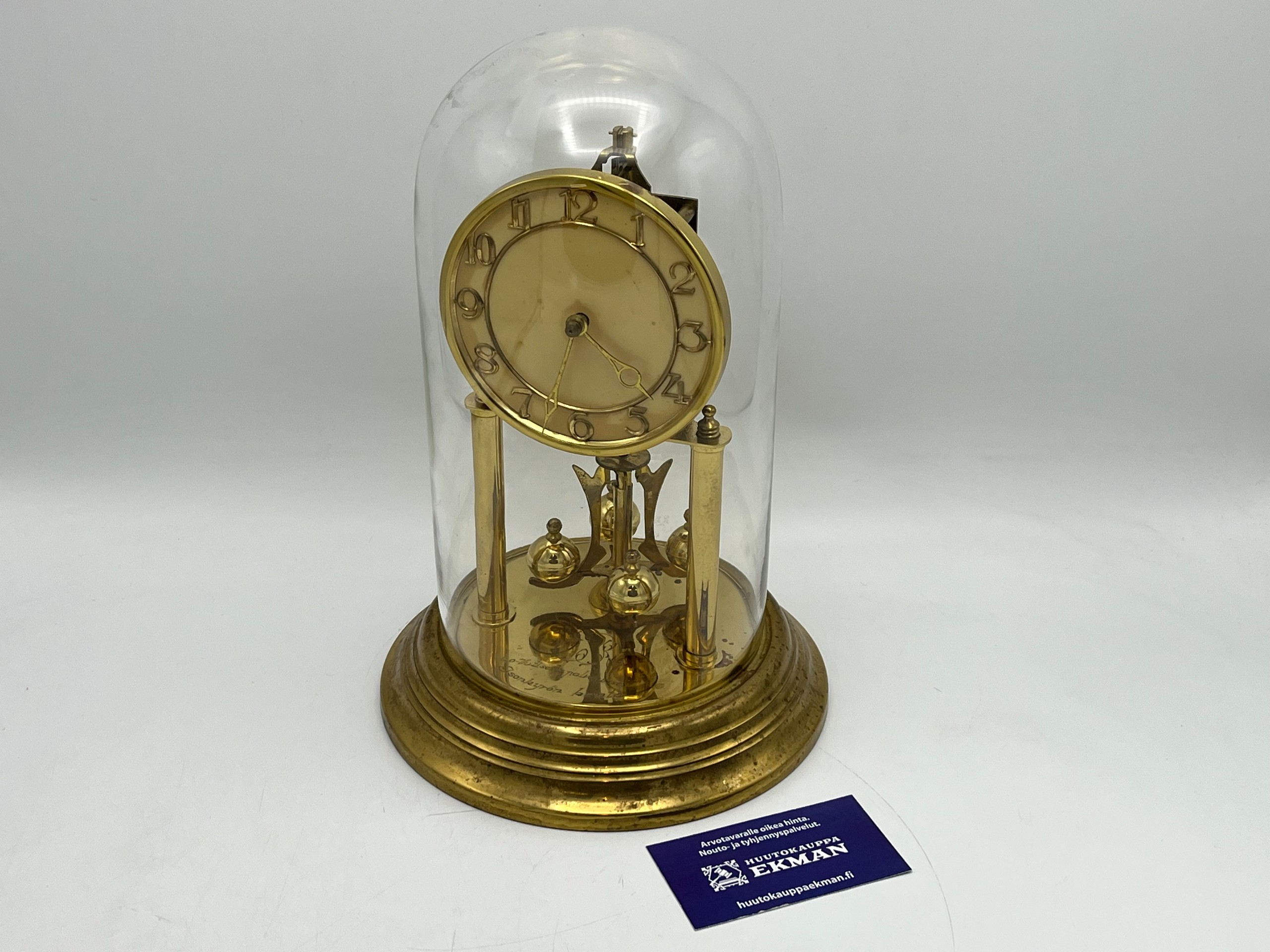 Vuosikello - Huutokauppa Ekman