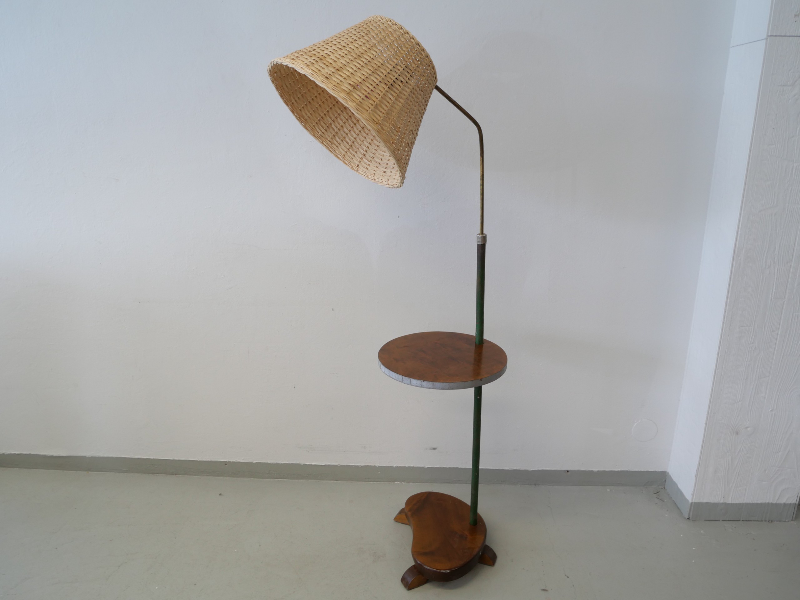 *Lattiavalaisin - Huutokauppa Ekman