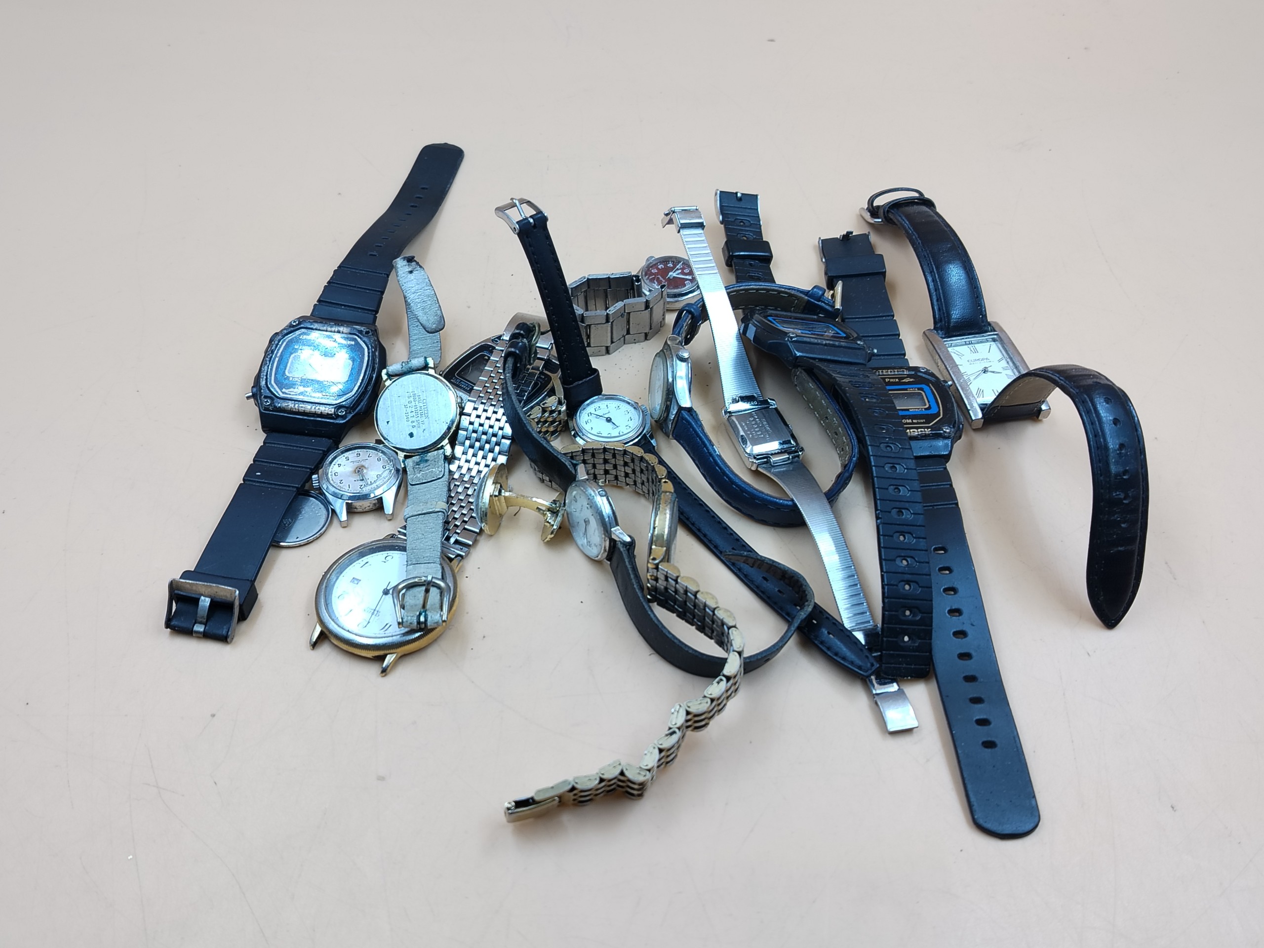 Rannekellot ym. - Huutokauppa Ekman