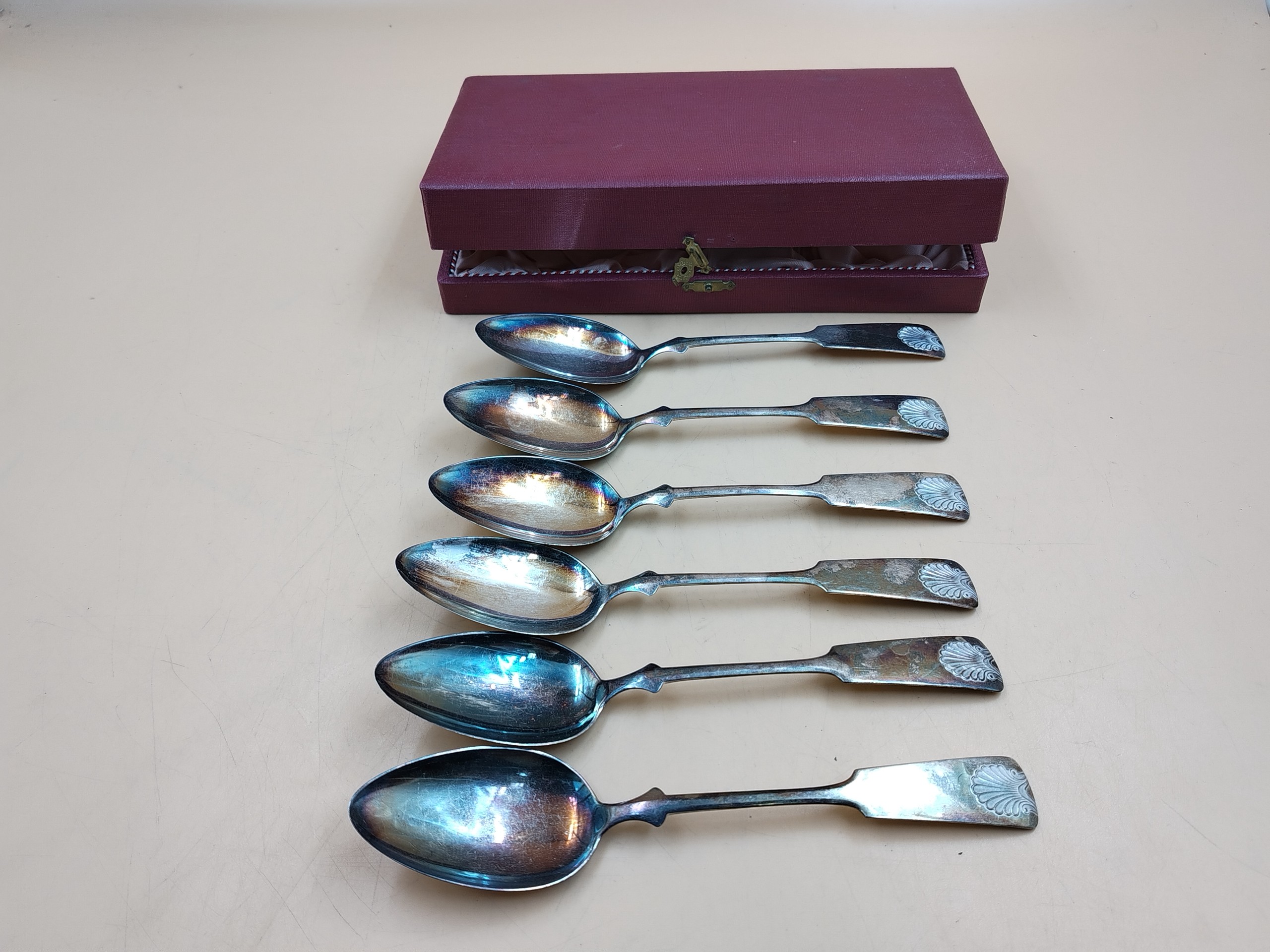 Hopeaa - Huutokauppa Ekman