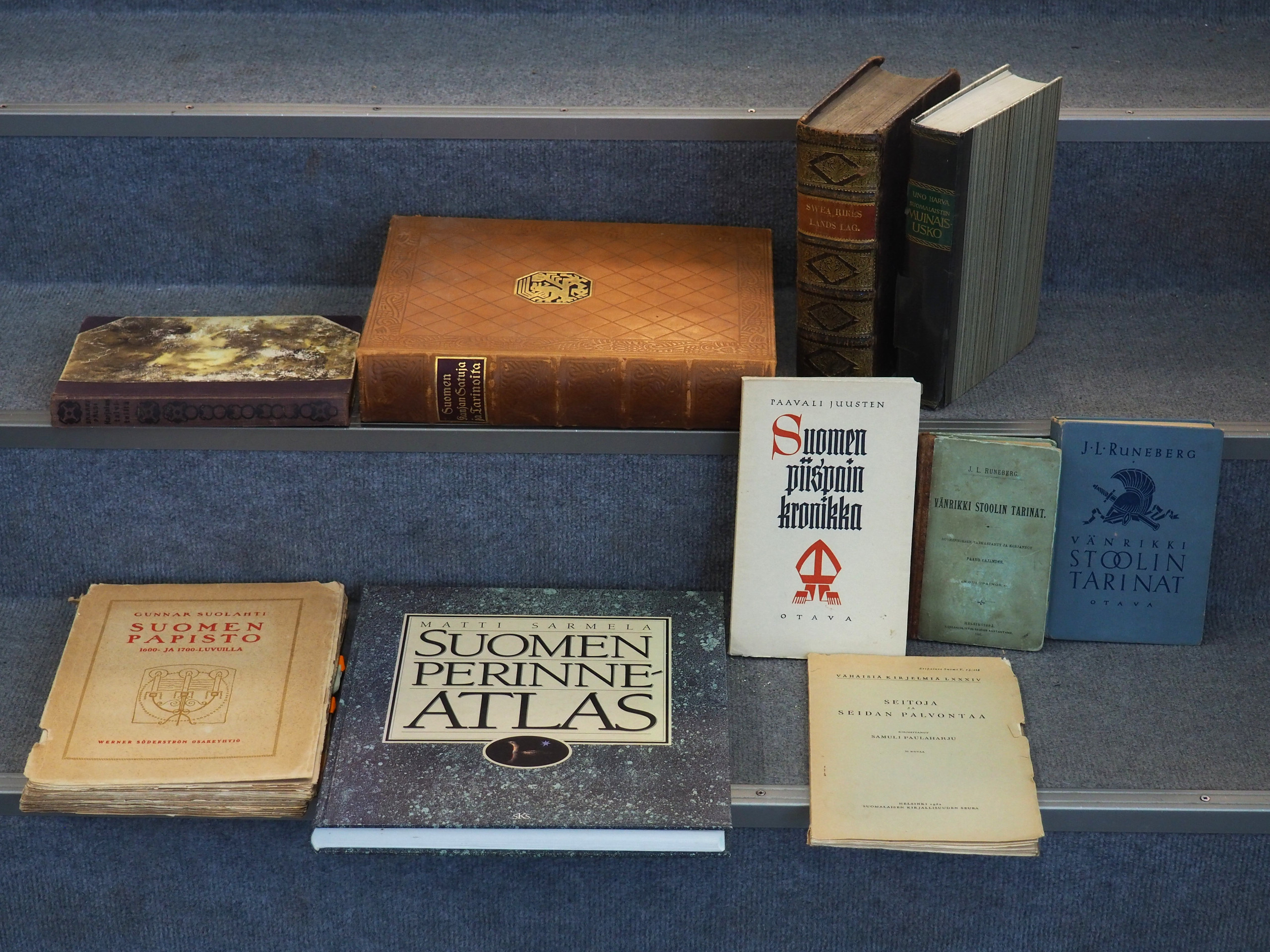 Kirjat - Huutokauppa Ekman