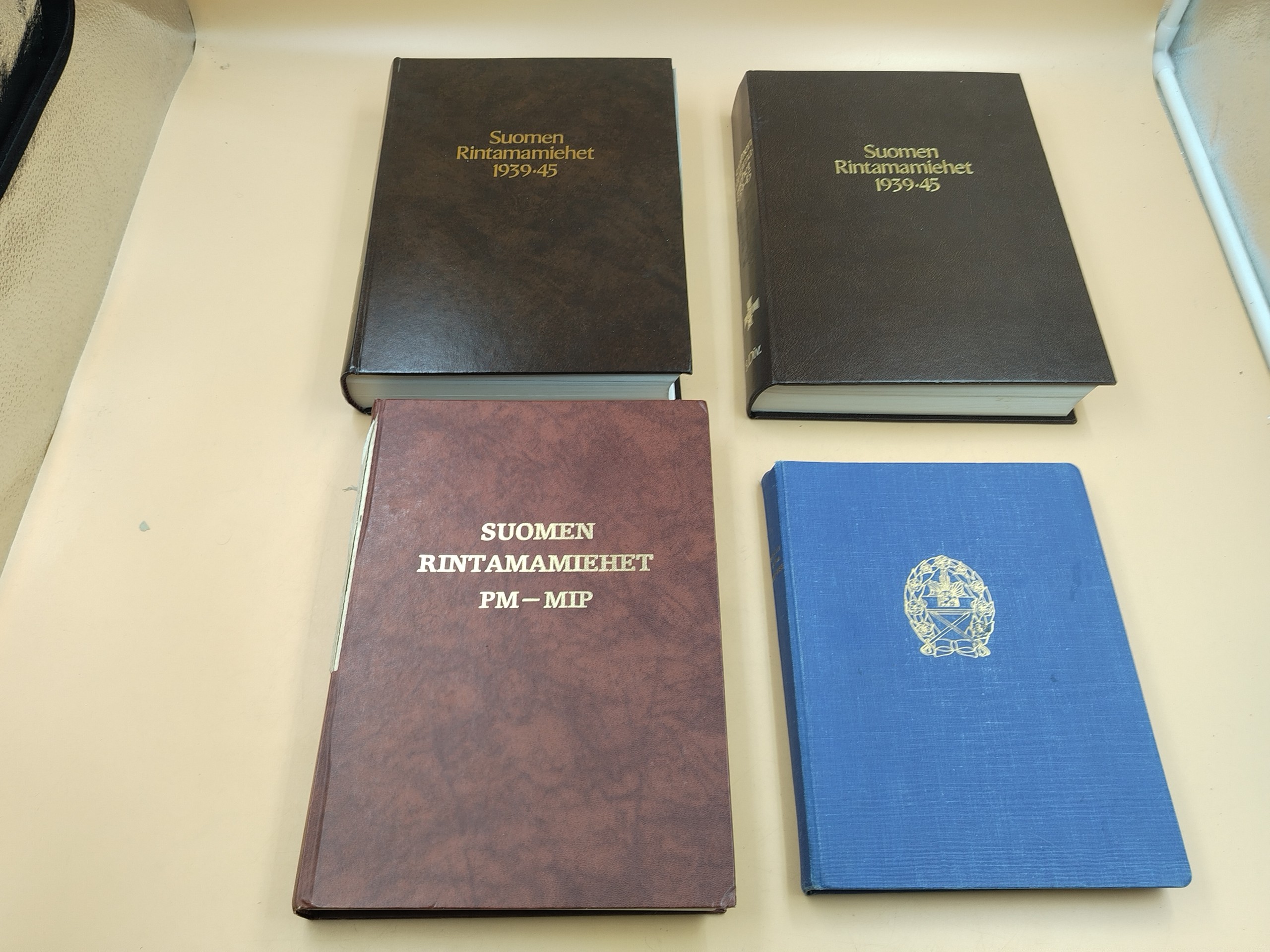 Kirjat - Huutokauppa Ekman