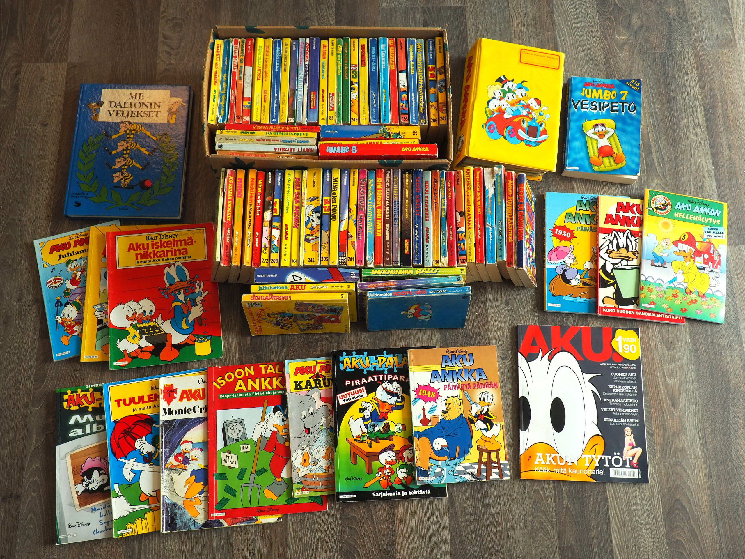 Aku Ankka ym. - Huutokauppa Ekman