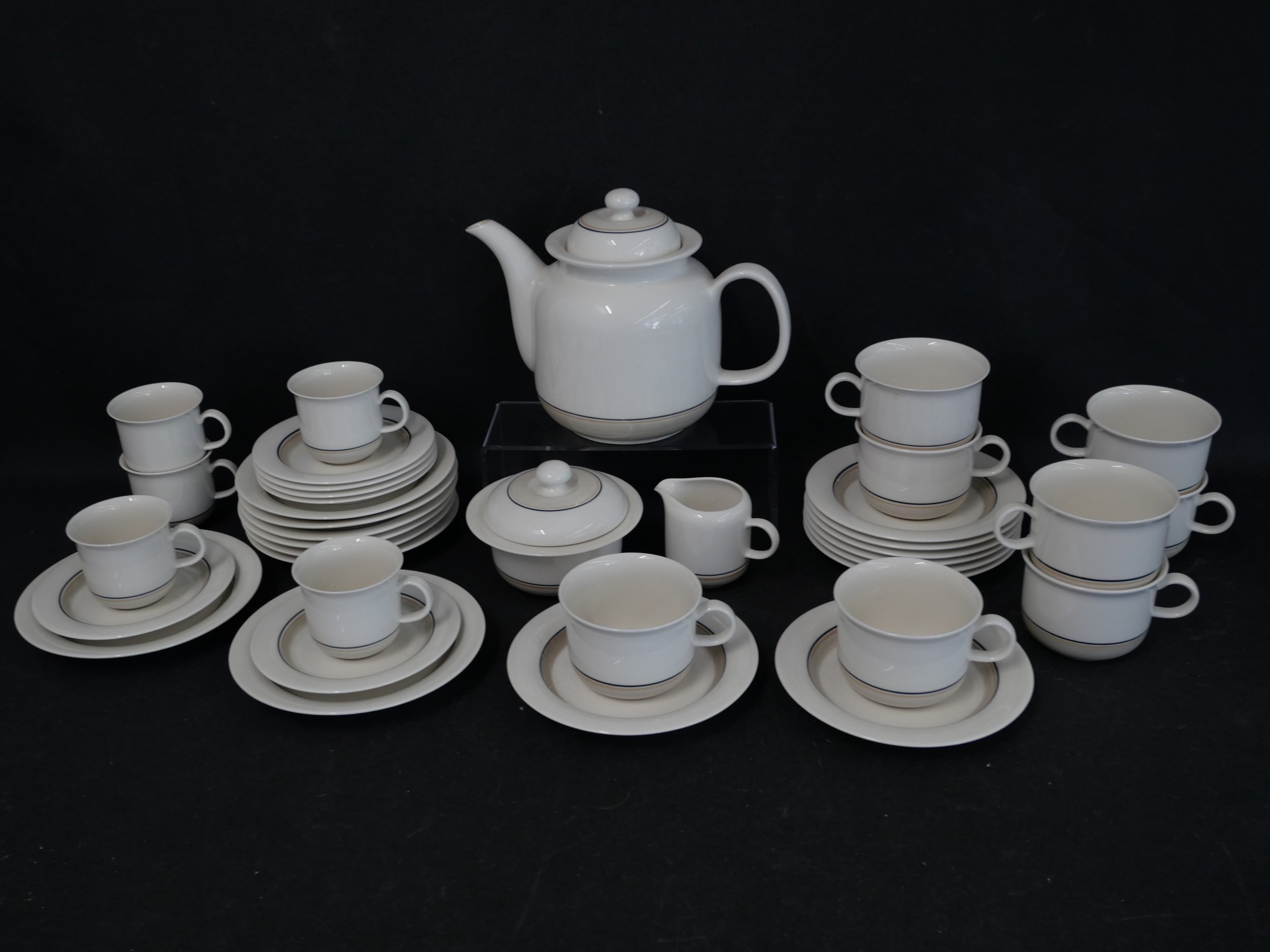 Arabia - Huutokauppa Ekman