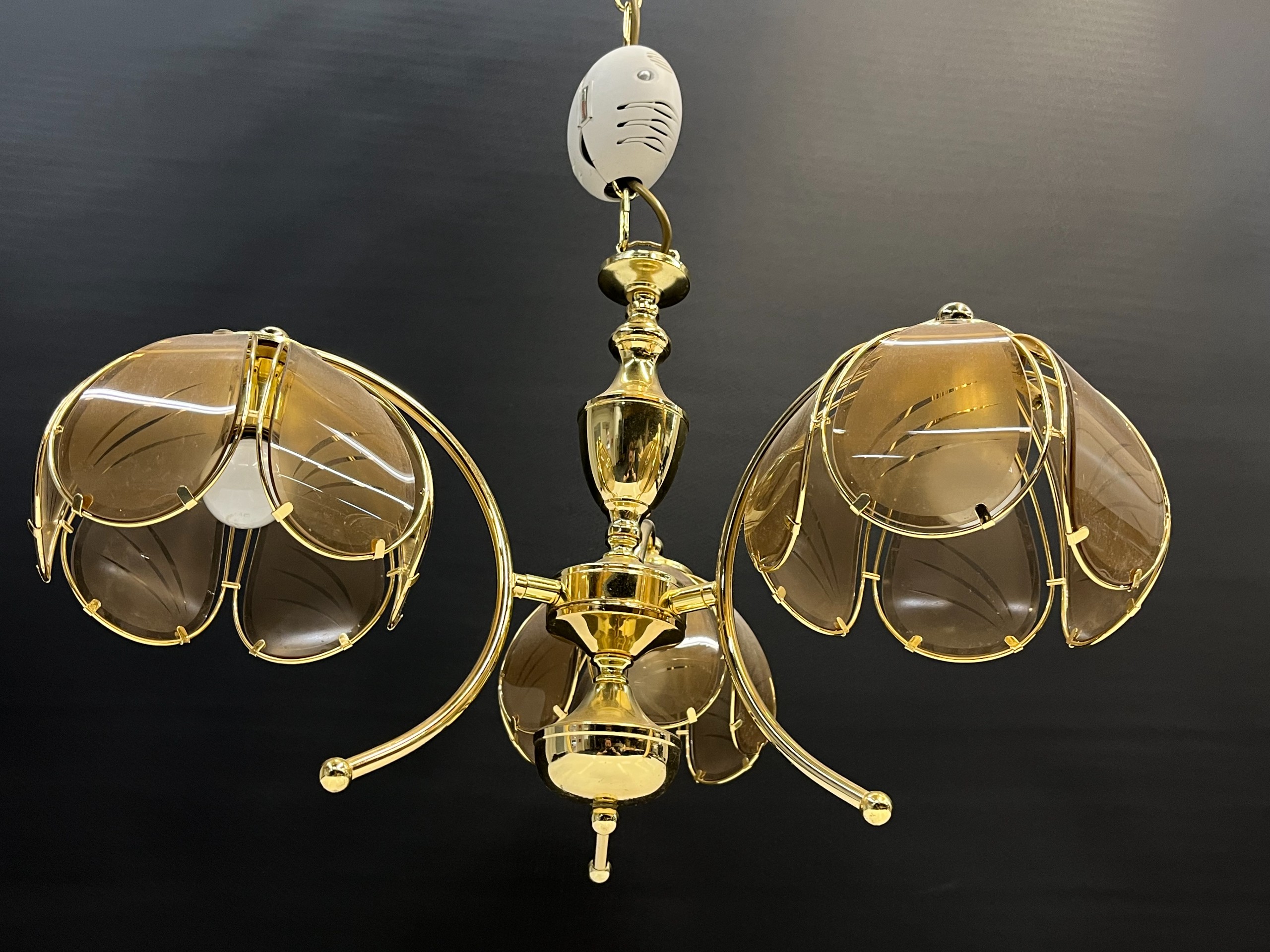 Kattovalaisin - Huutokauppa Ekman