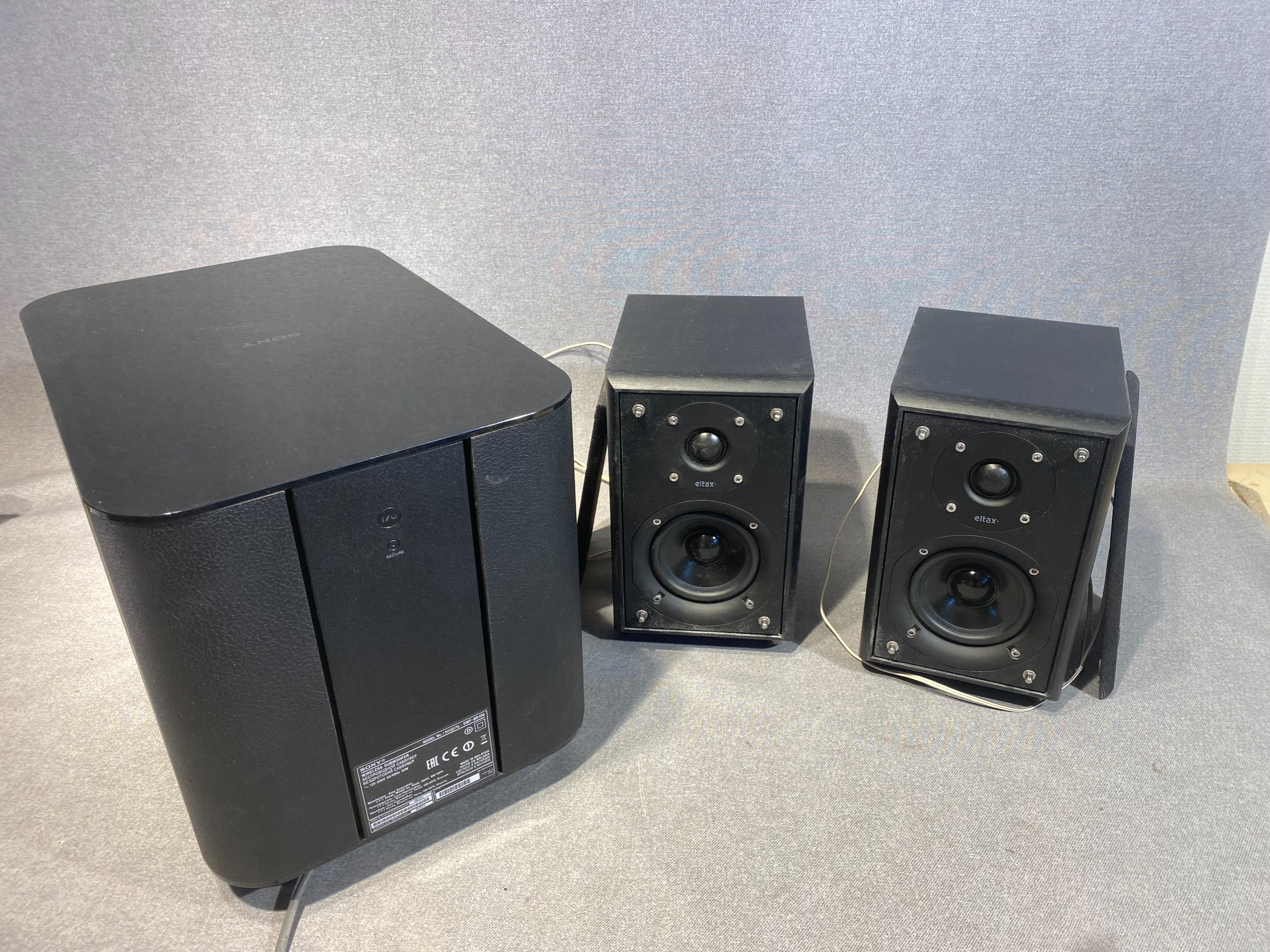 Sony - Huutokauppa Ekman