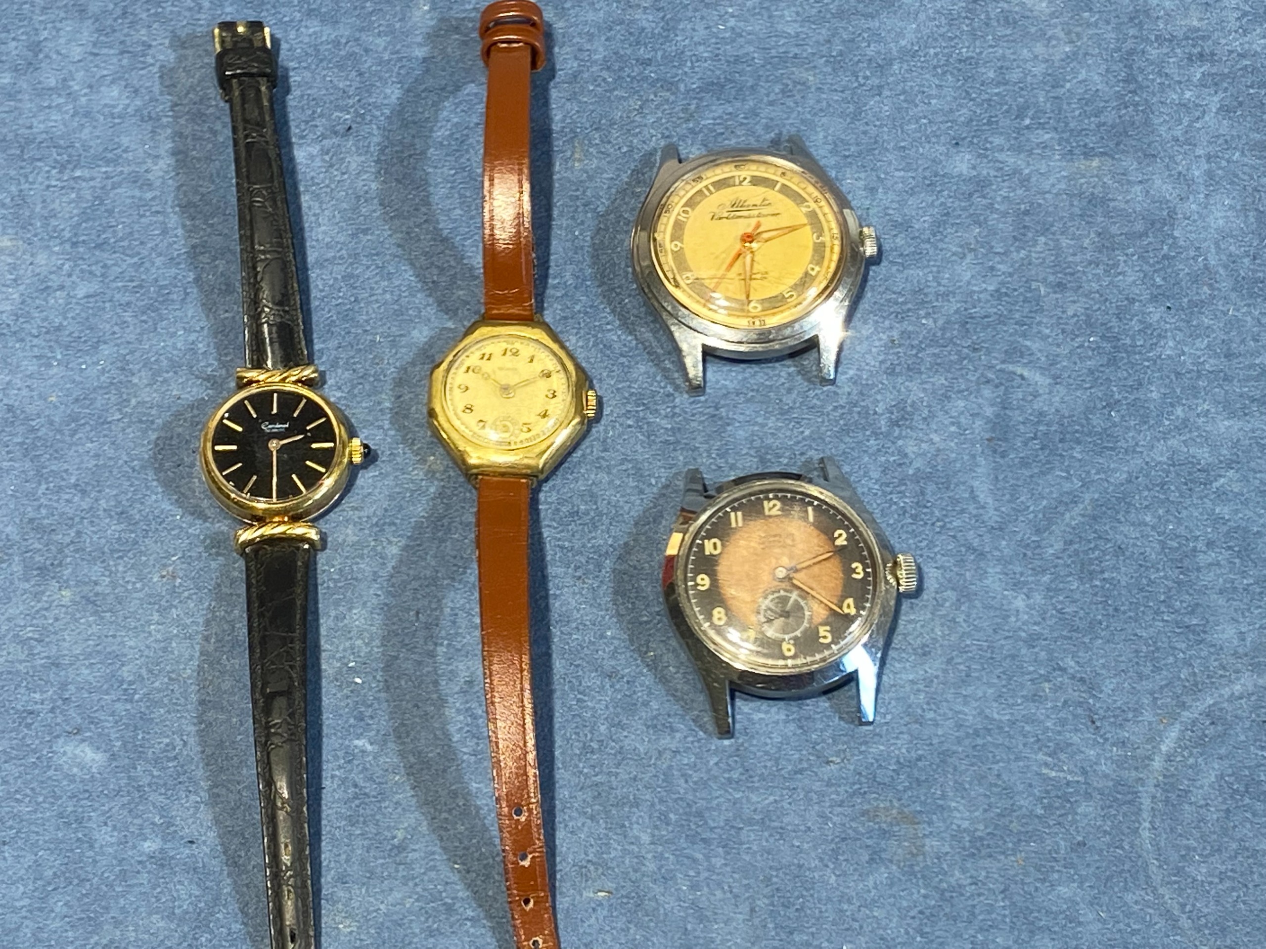 Mekaaniset rannekellot - Huutokauppa Ekman