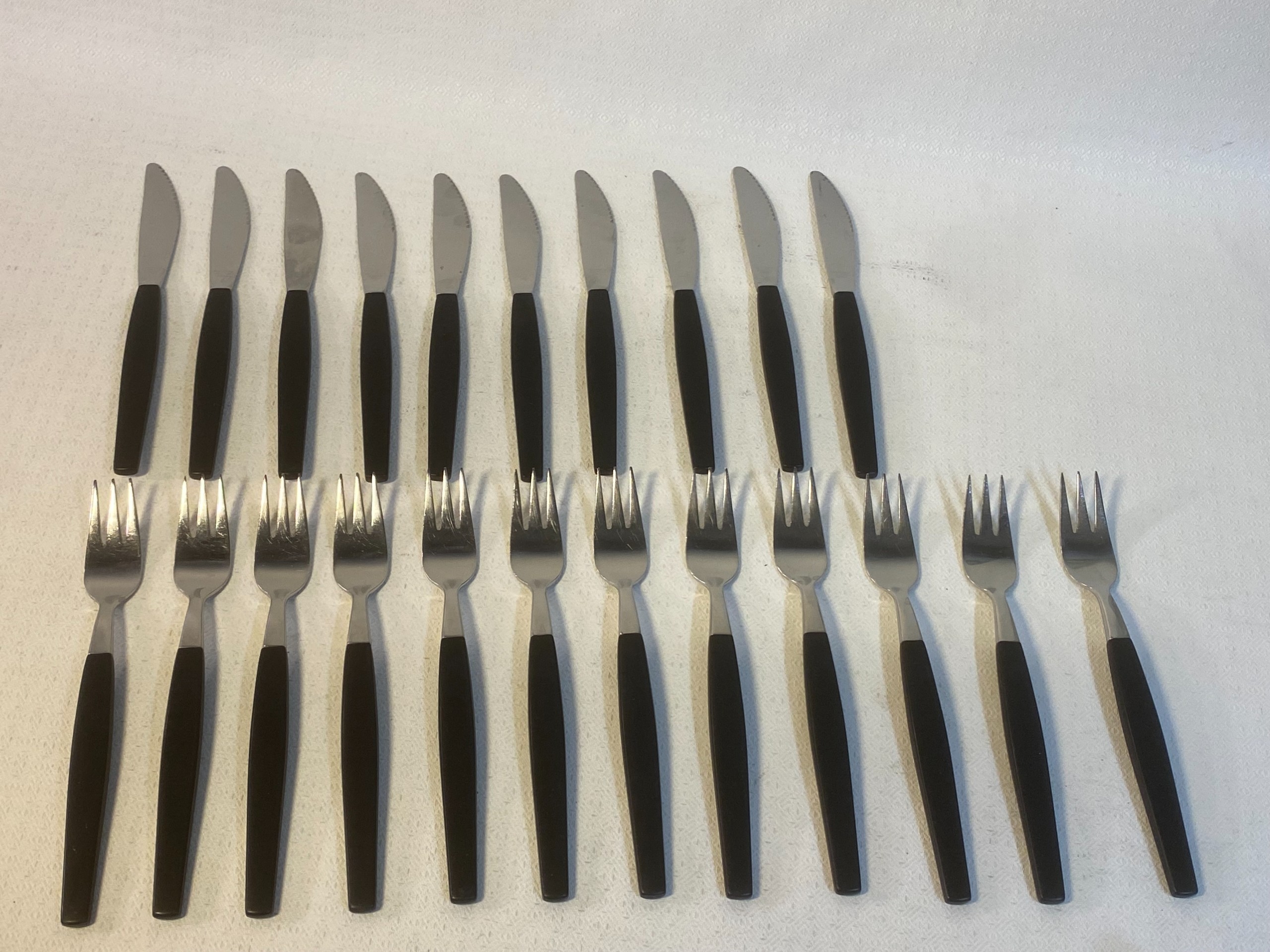 Nils-Johan - Huutokauppa Ekman