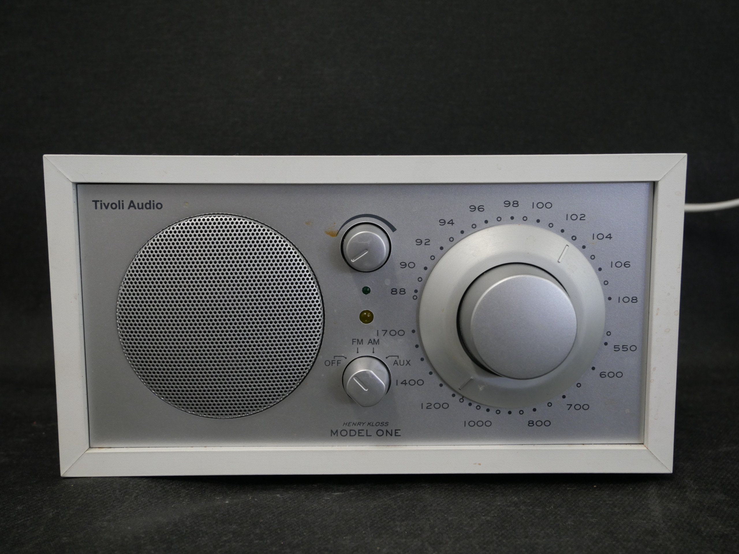 Tivoli Audio radio - Huutokauppa Ekman