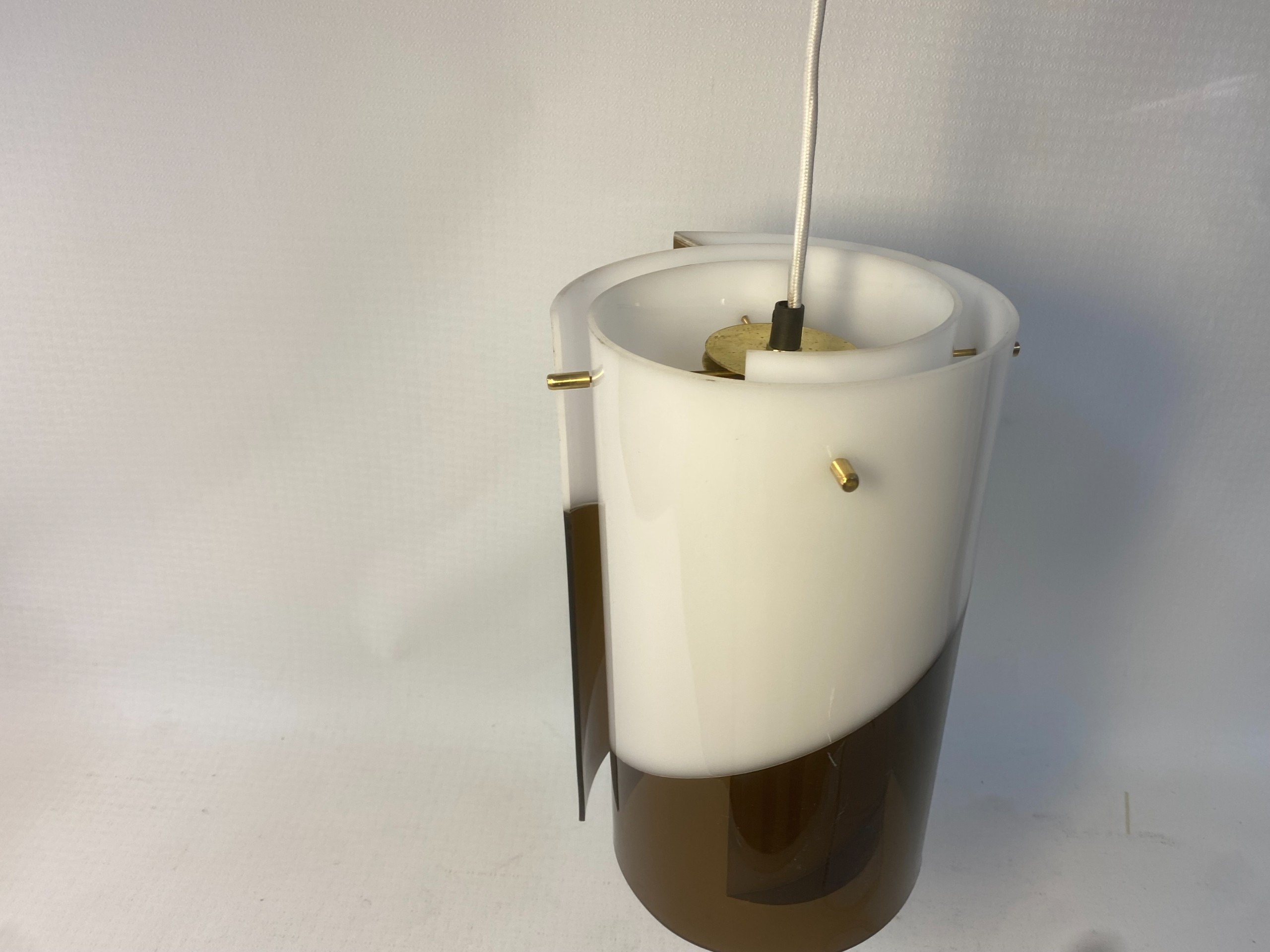 Muovivalaisin - Huutokauppa Ekman