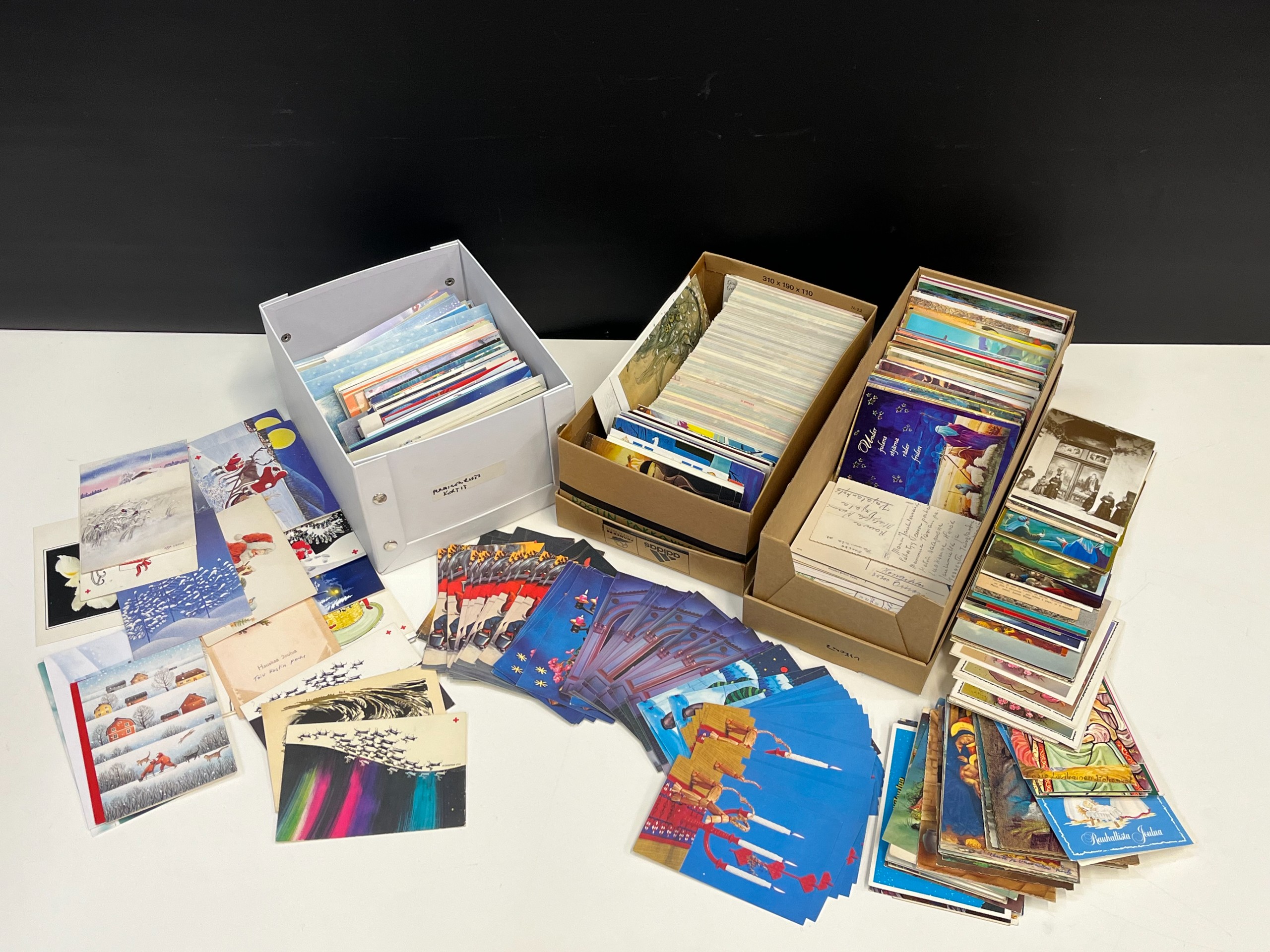 Punainen Risti ym postikortit - Huutokauppa Ekman