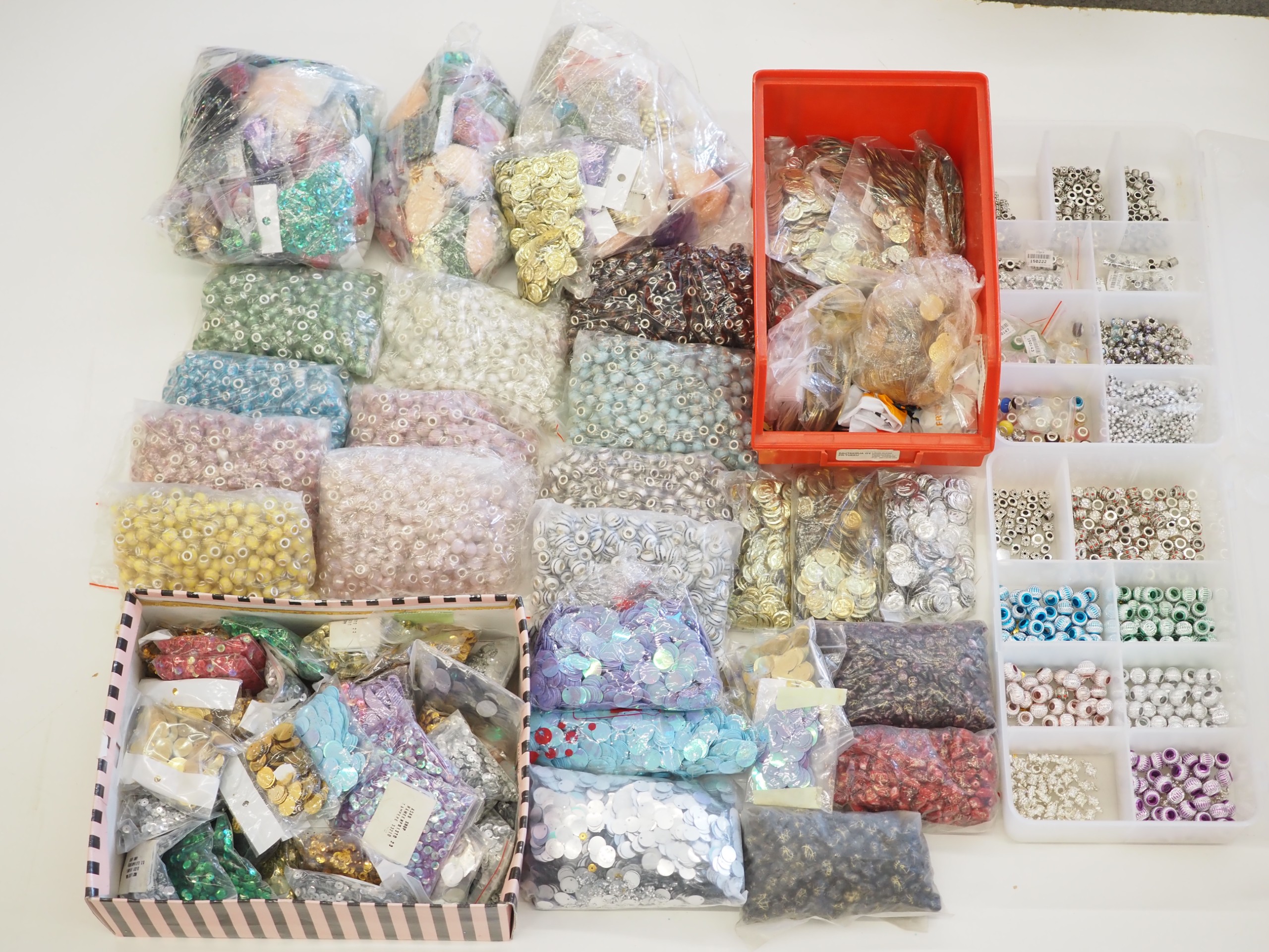 Korutarvikkeet - Huutokauppa Ekman