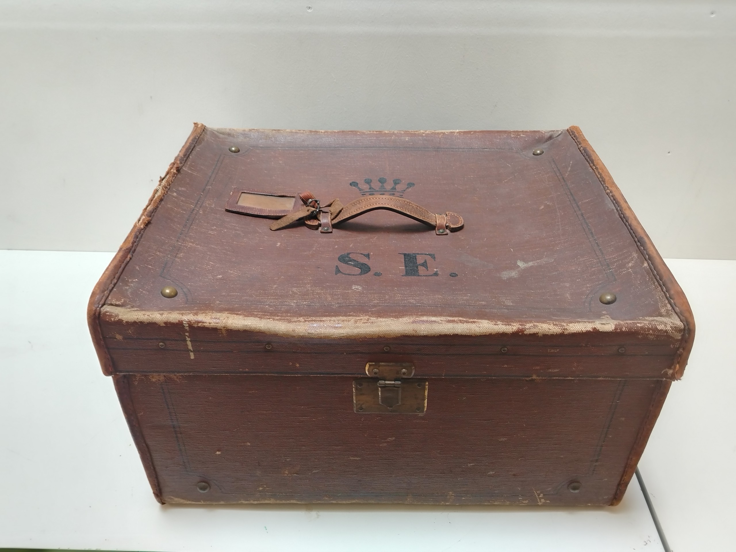 Arkku - Huutokauppa Ekman