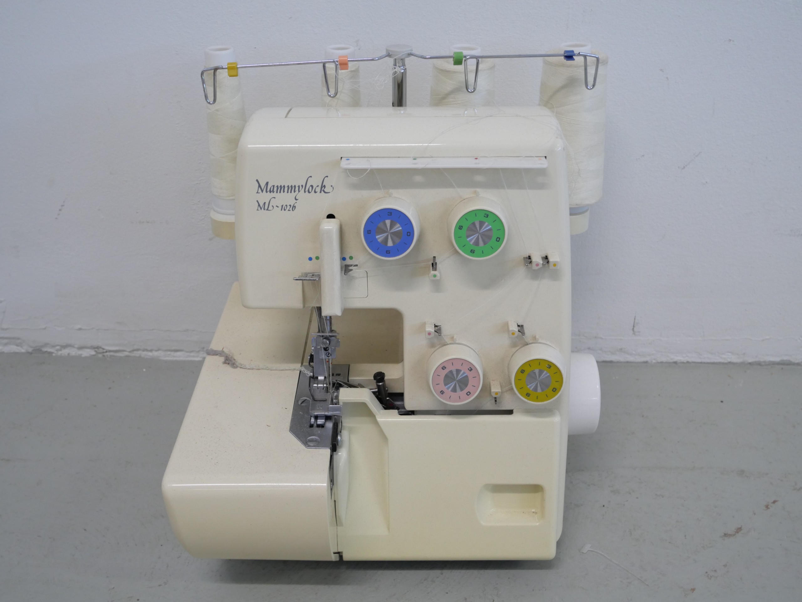 *Saumuri - Huutokauppa Ekman