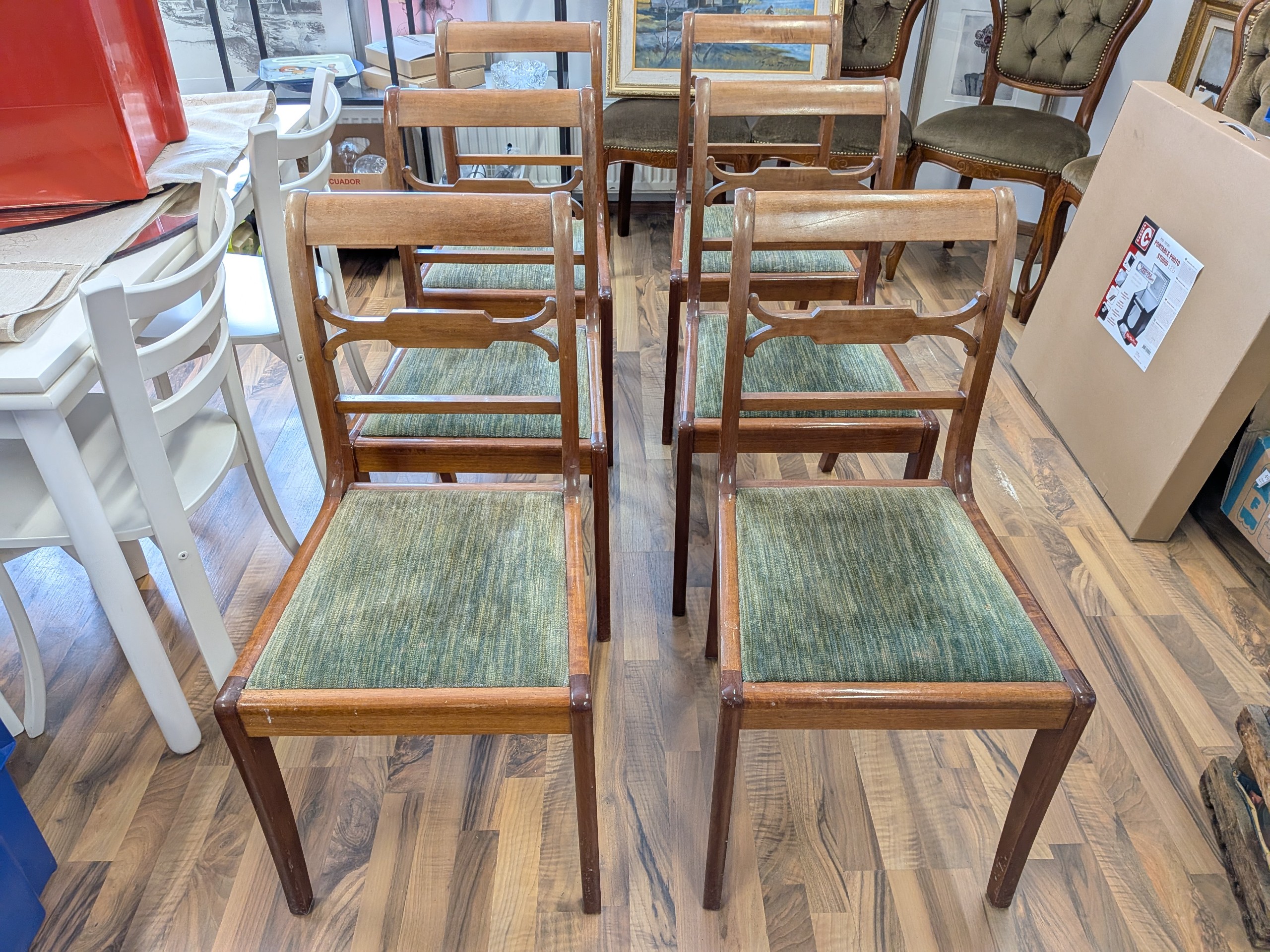 Tuolit - Huutokauppa Ekman