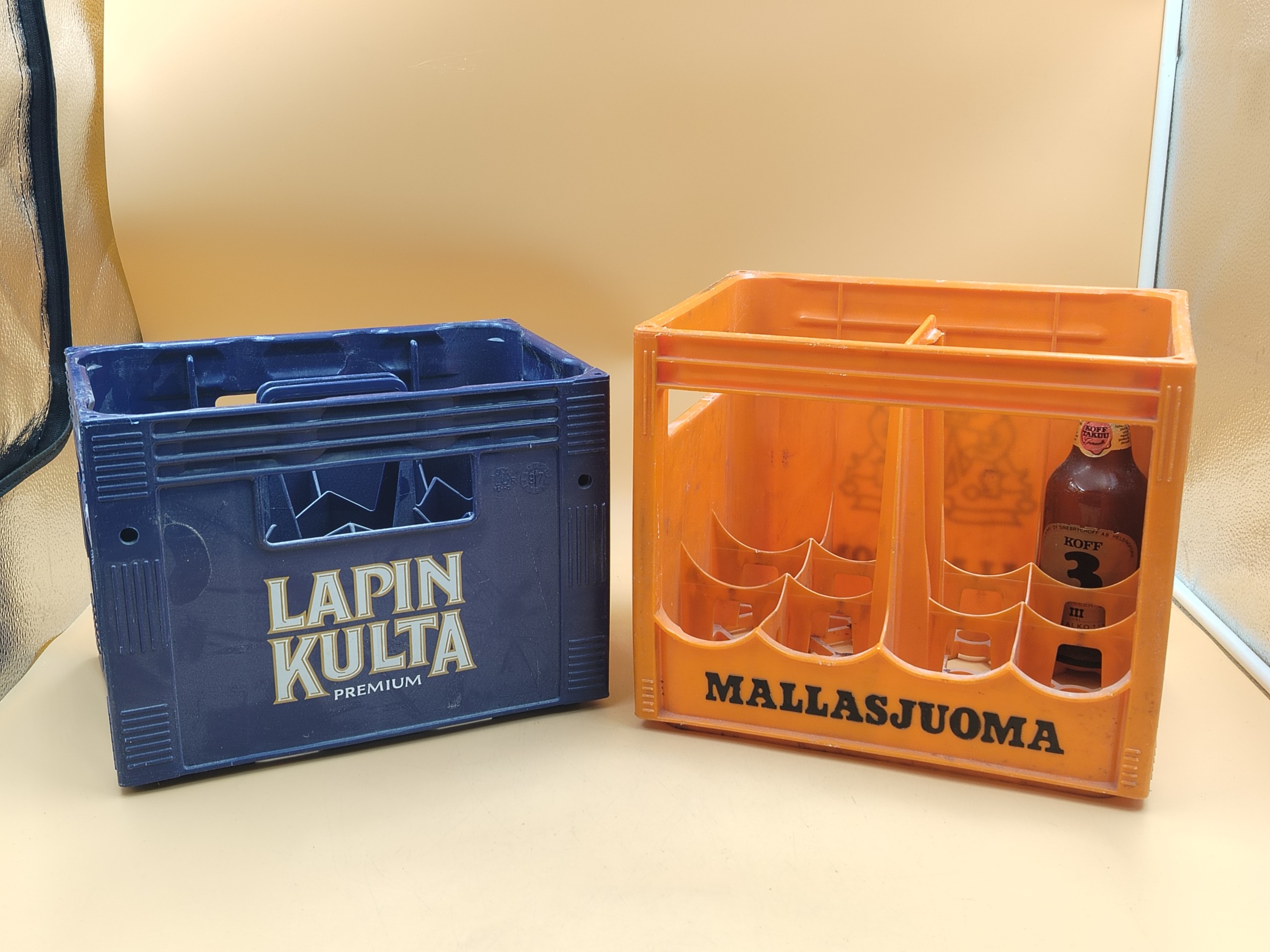 Kaljakorit ym. - Huutokauppa Ekman