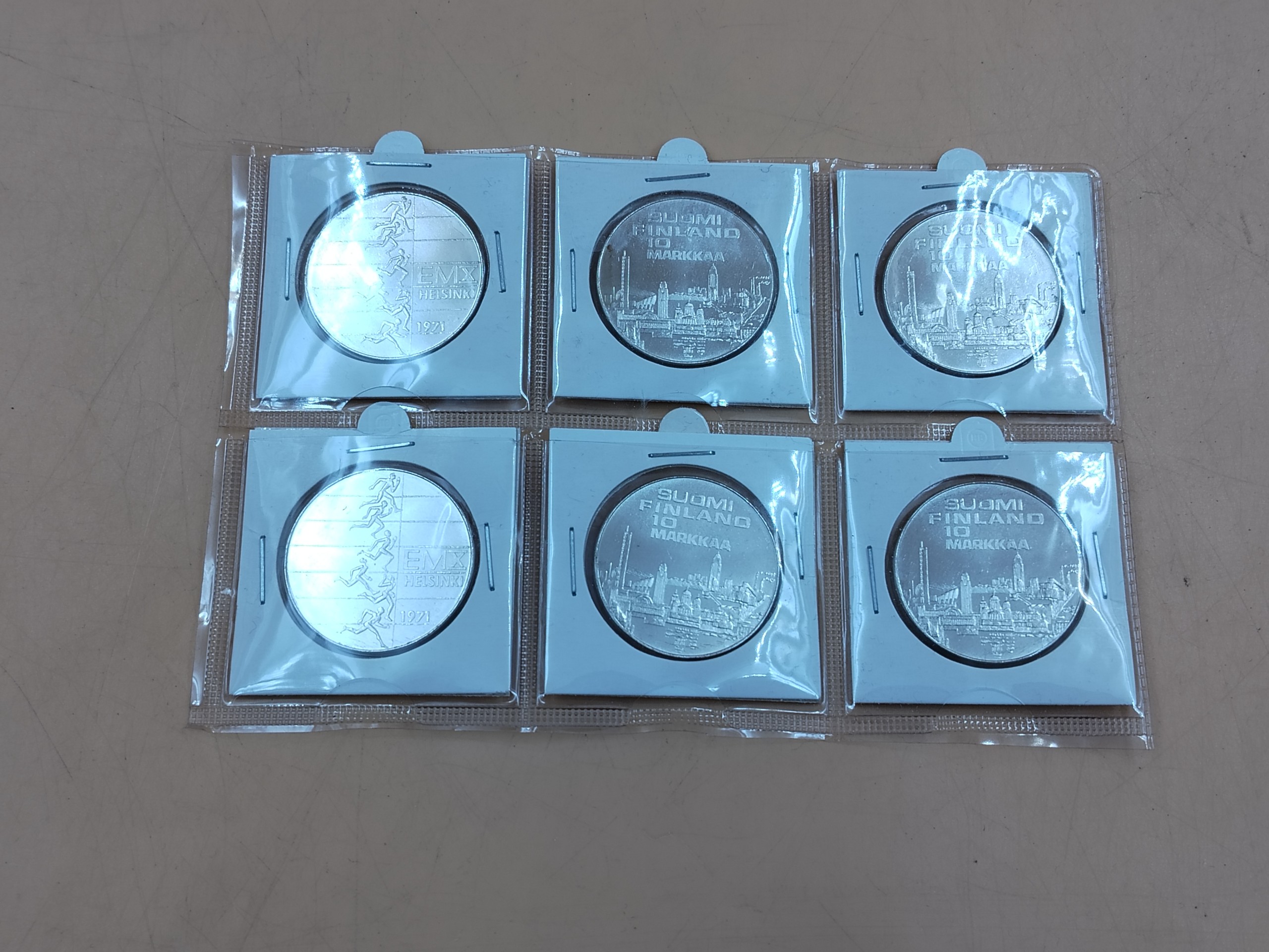 Juhlarahat - Huutokauppa Ekman