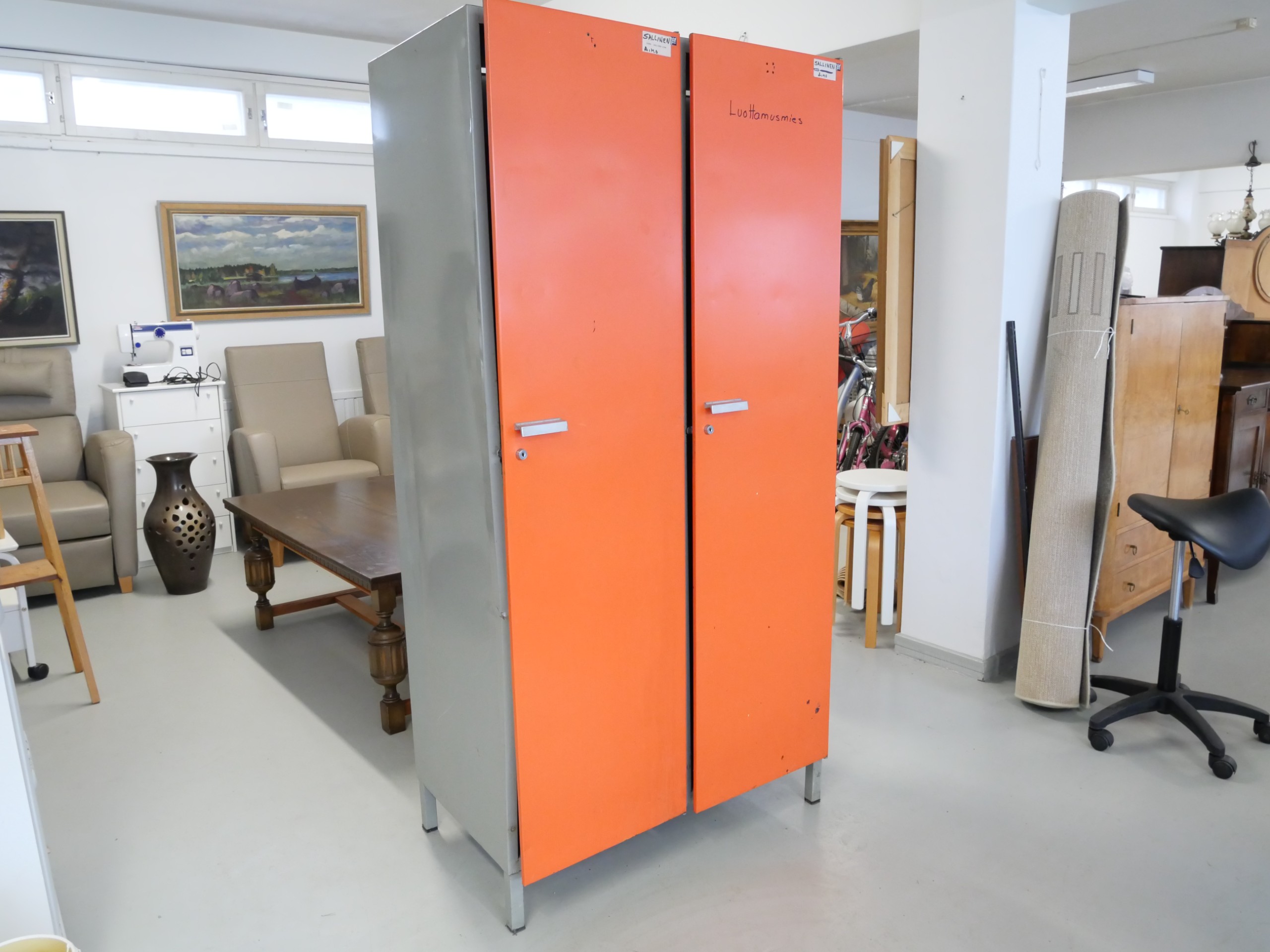 *Pukukaapit - Huutokauppa Ekman