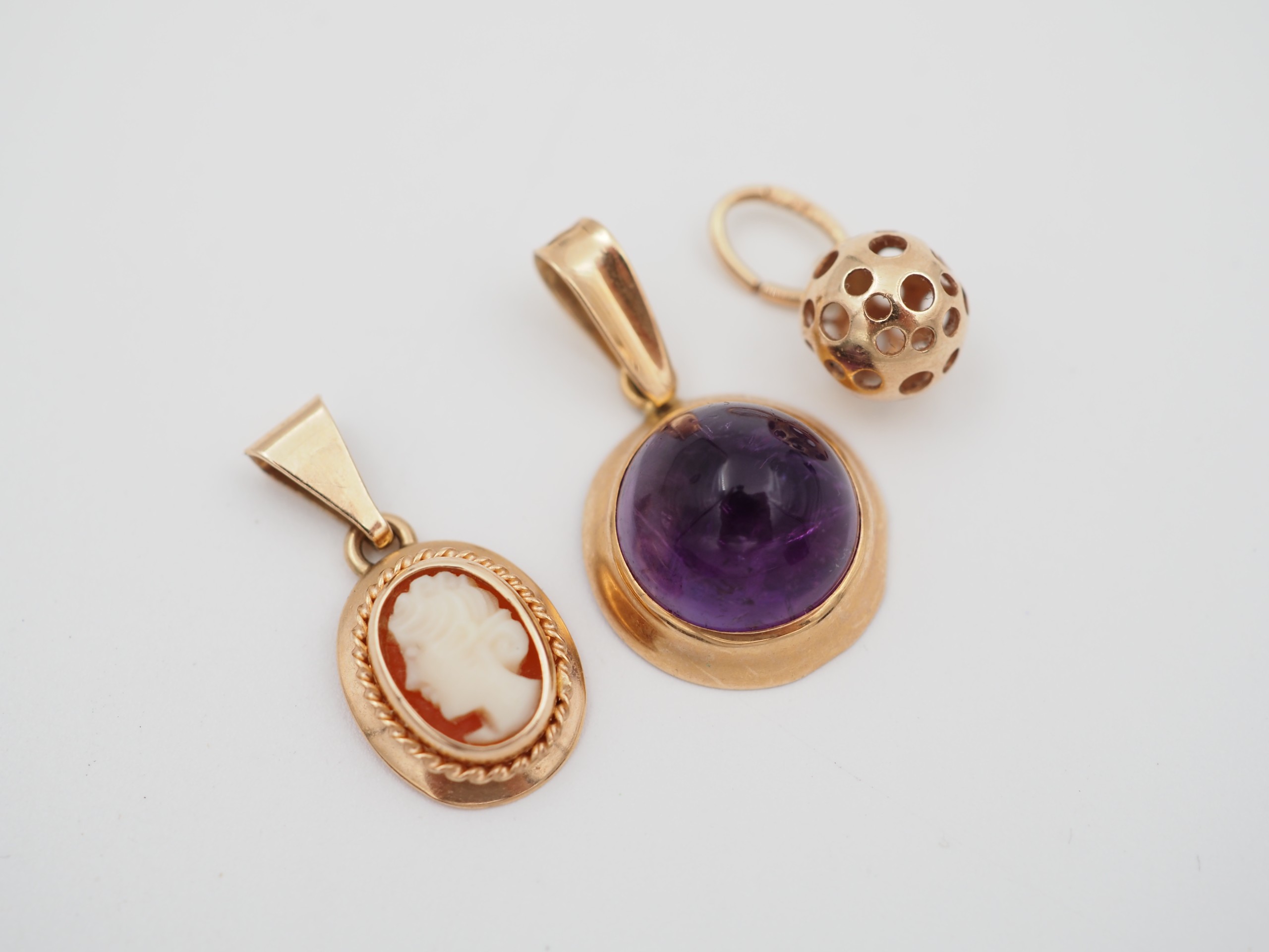 Kultariipukset 14k - Huutokauppa Ekman