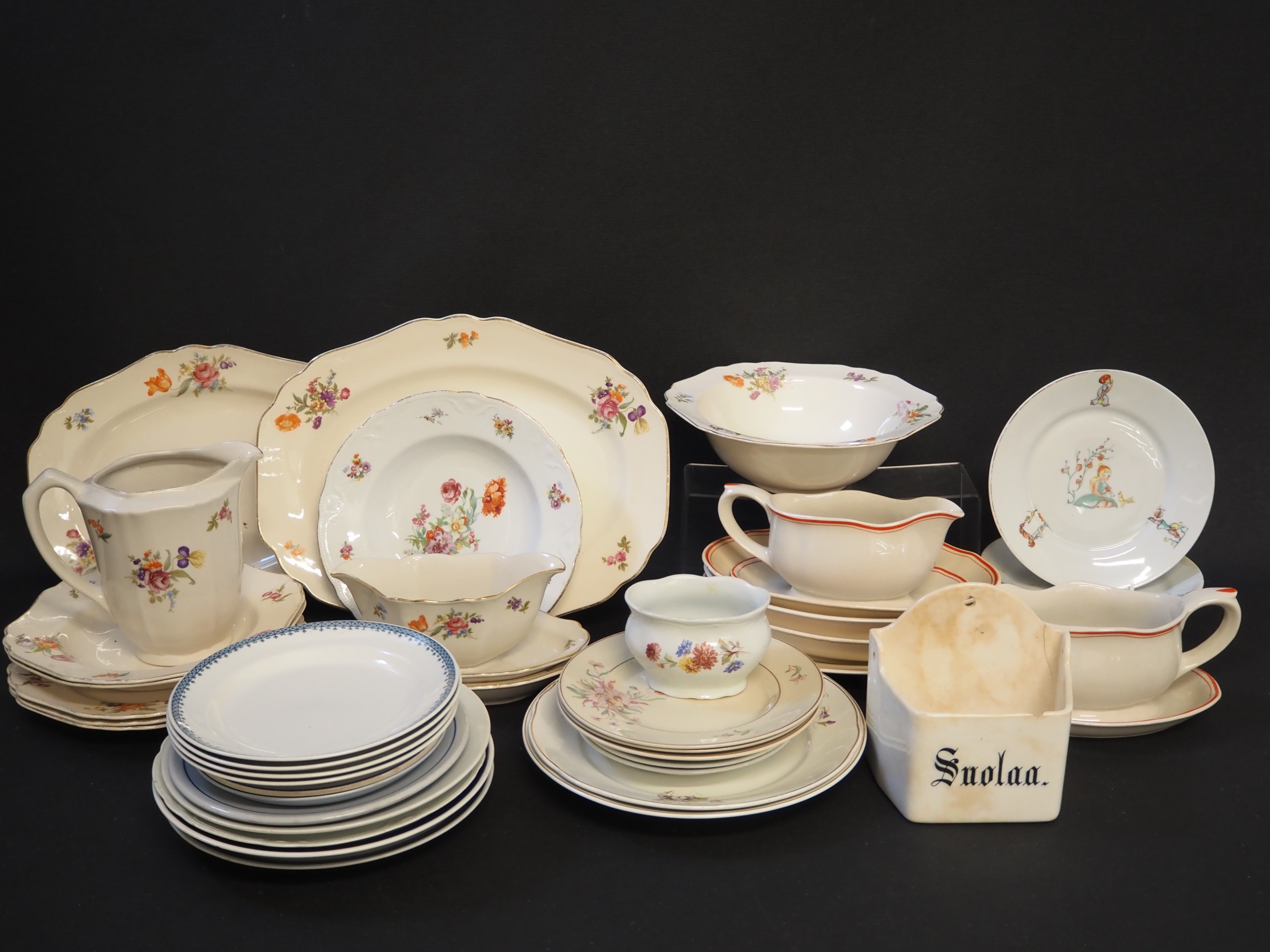 Arabia - Huutokauppa Ekman