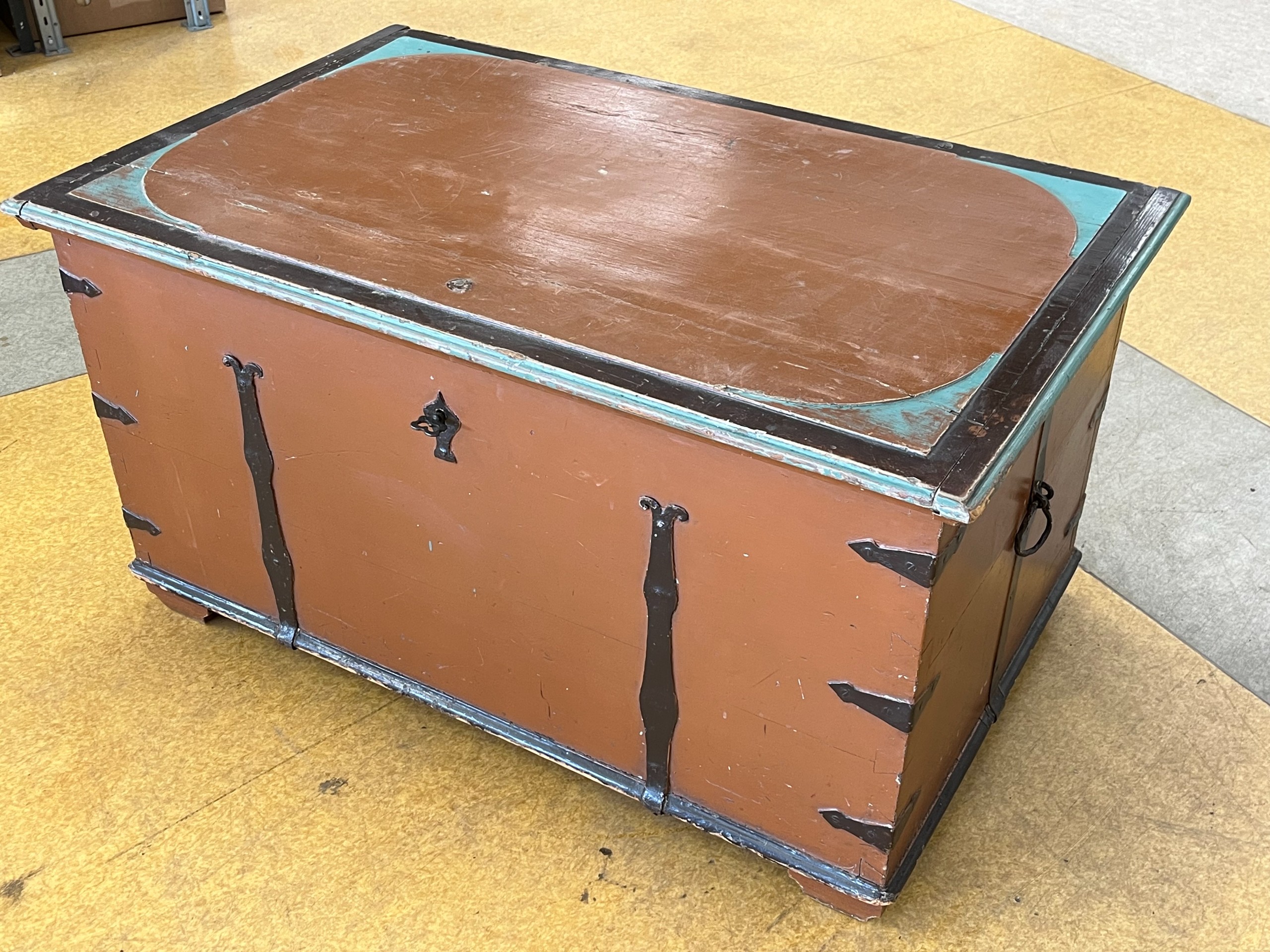 Arkku - Huutokauppa Ekman