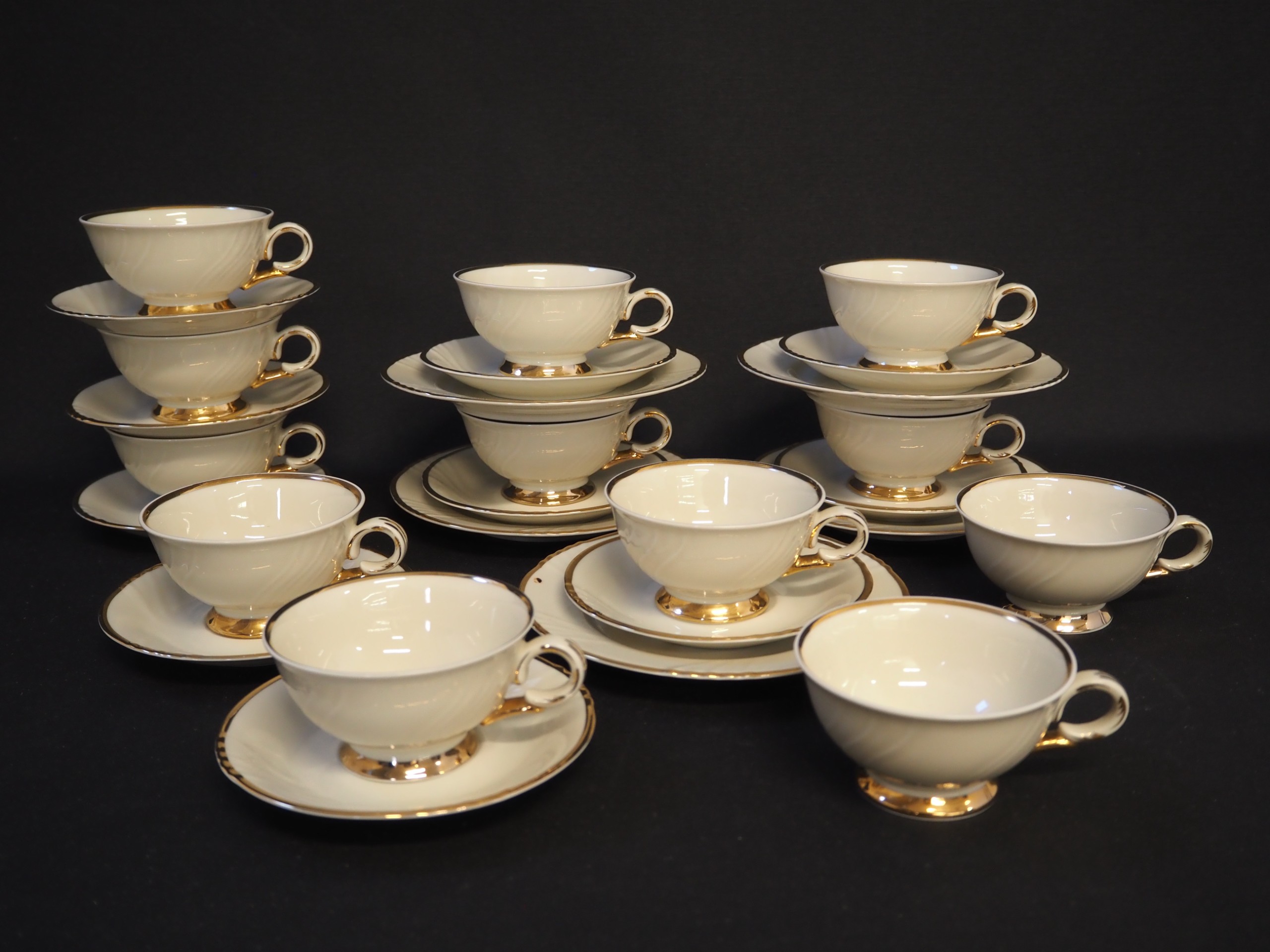 Arabia Kultakoriste - Huutokauppa Ekman