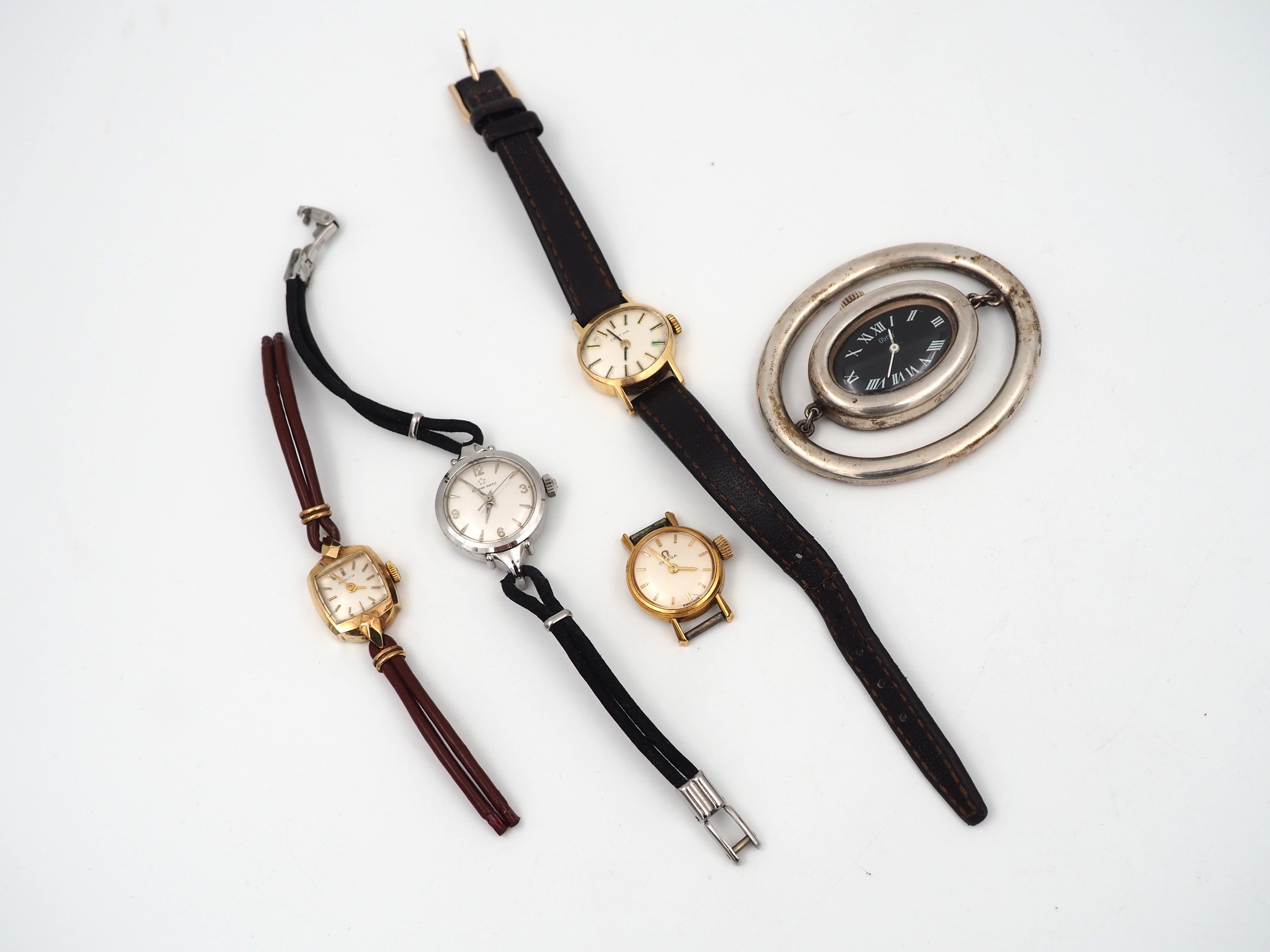 Zenith, Omega ym. - Huutokauppa Ekman