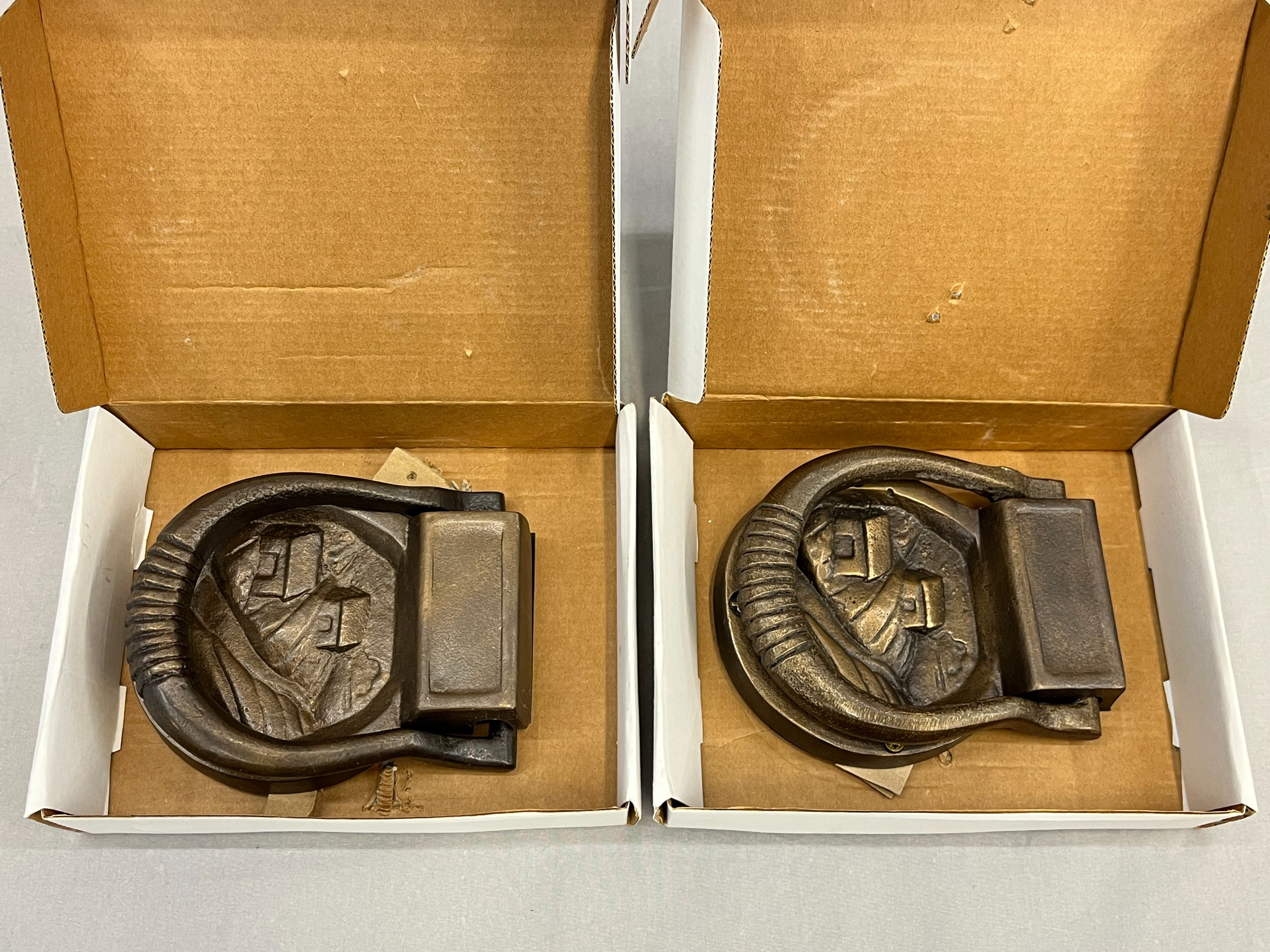 Messinkiset kolkuttimet - Huutokauppa Ekman