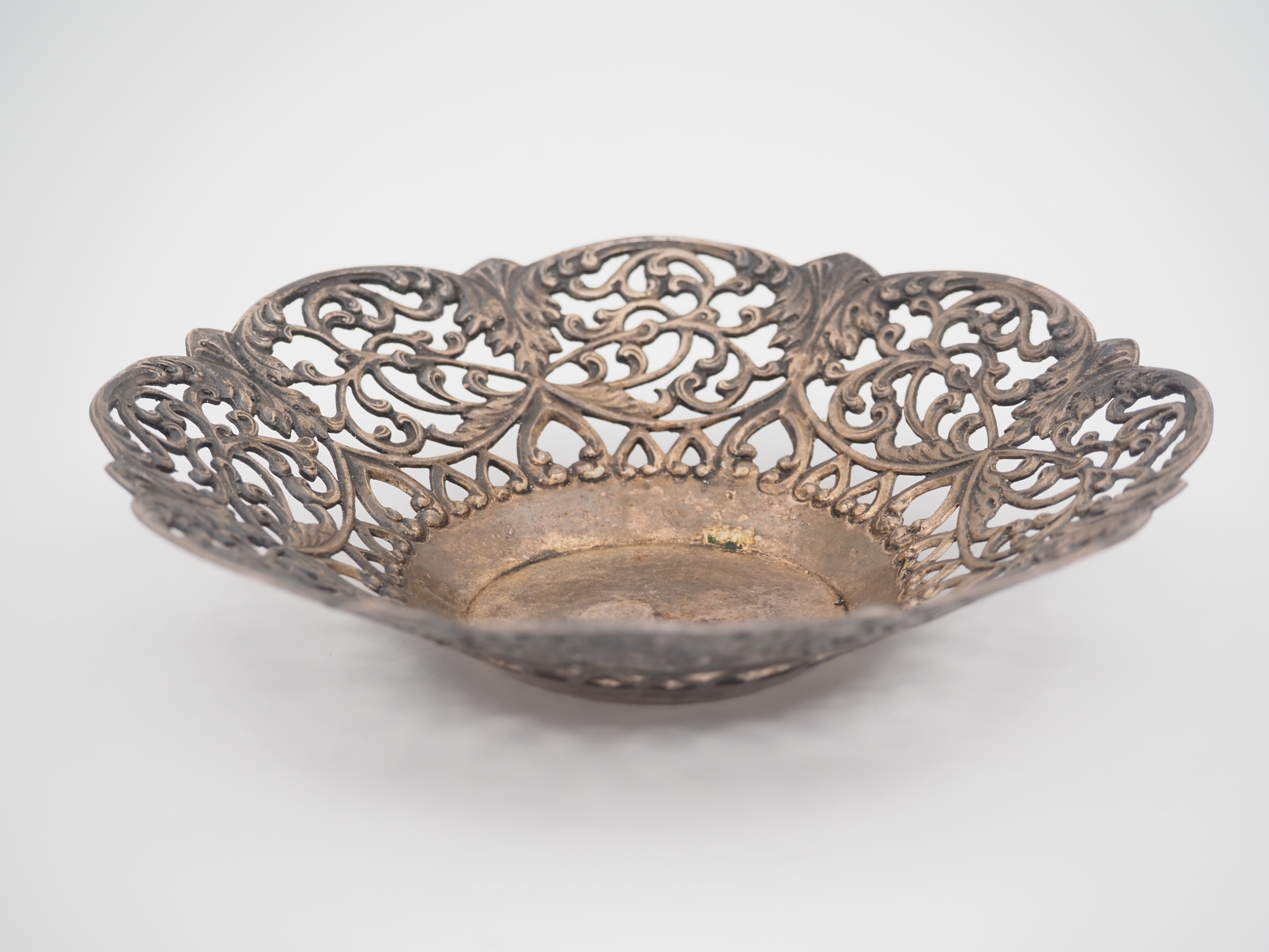 Hopeakulho - Huutokauppa Ekman