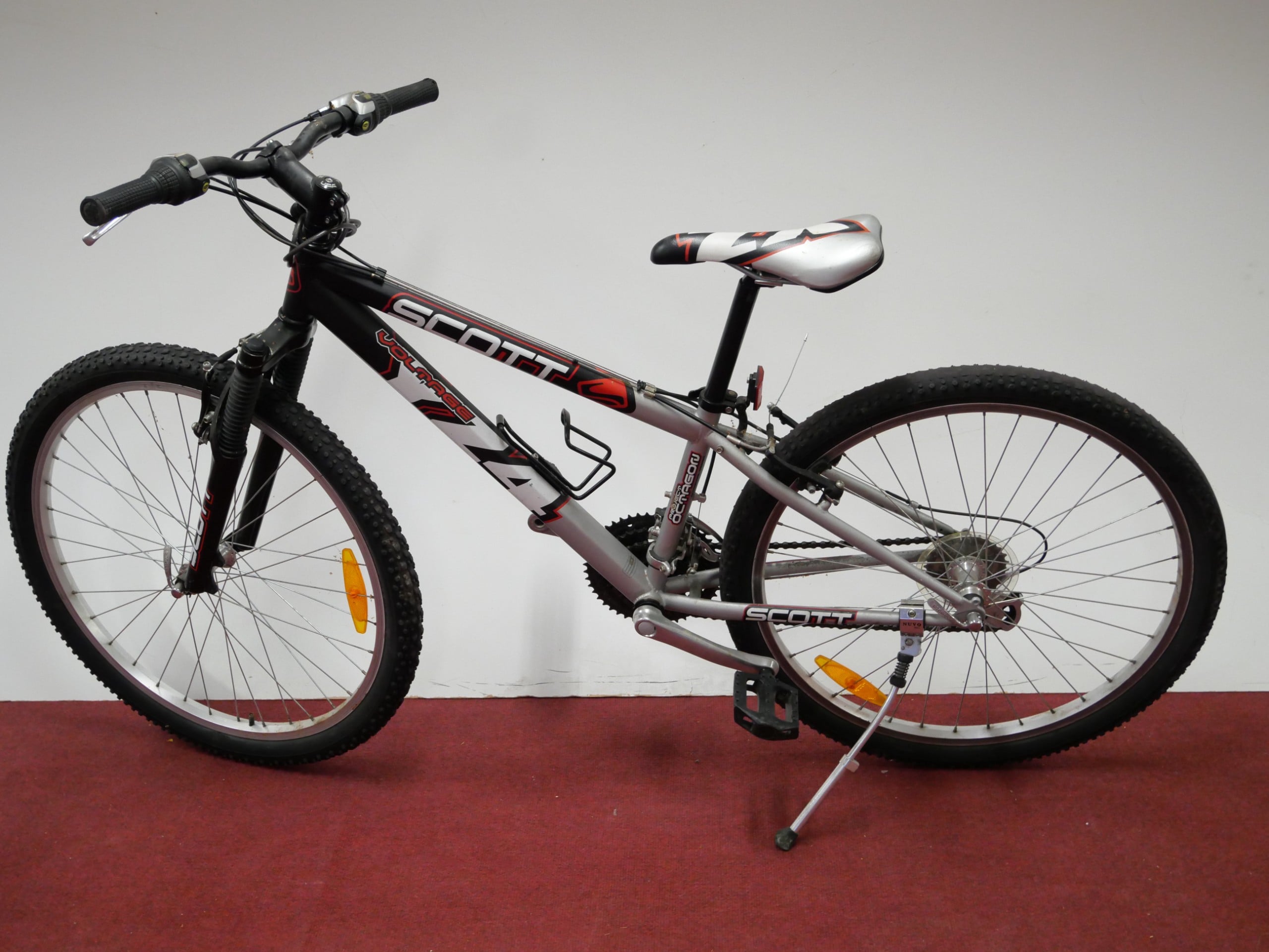 *Polkupyörä - Huutokauppa Ekman