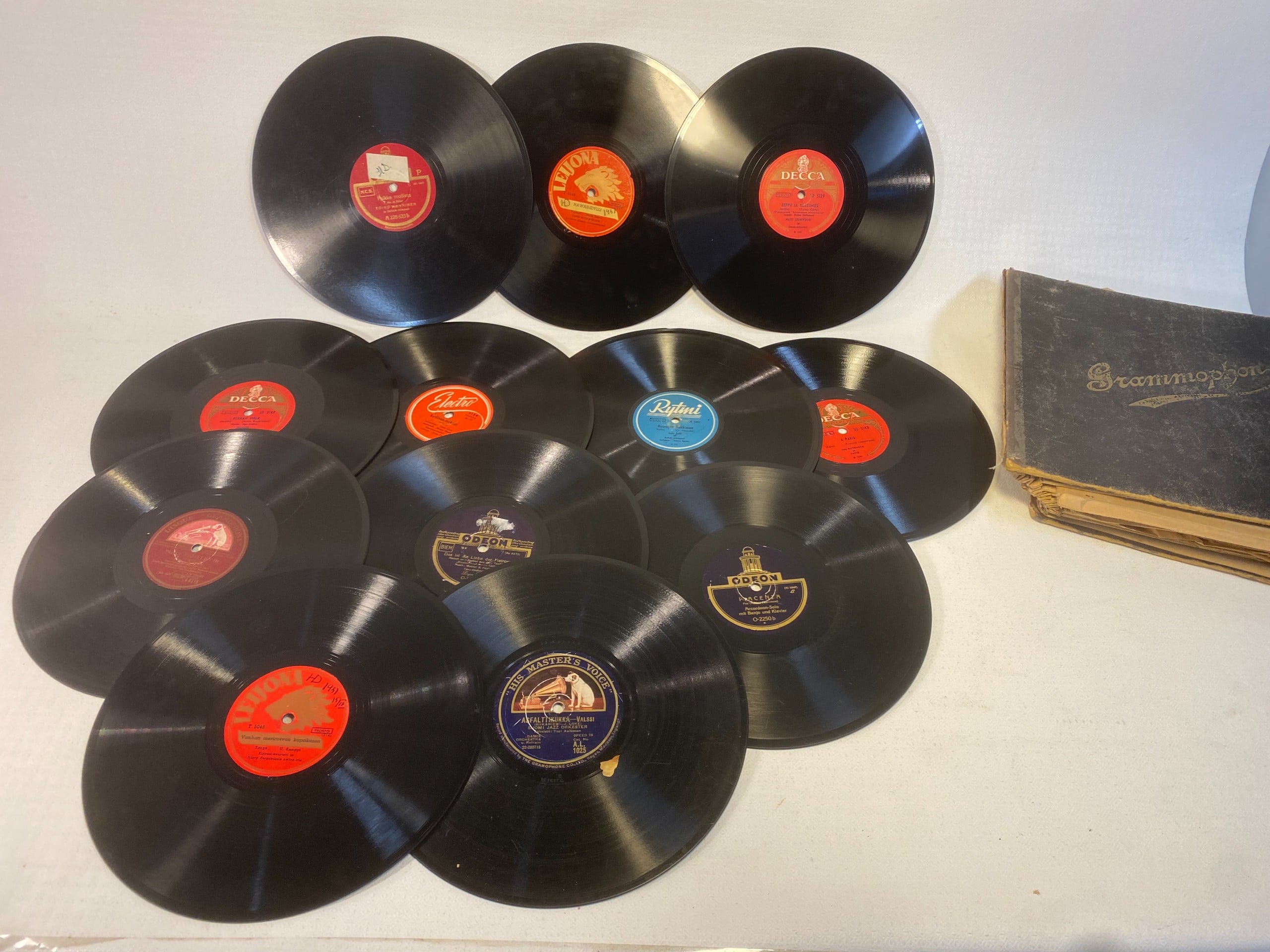 Gramofonilevyt - Huutokauppa Ekman