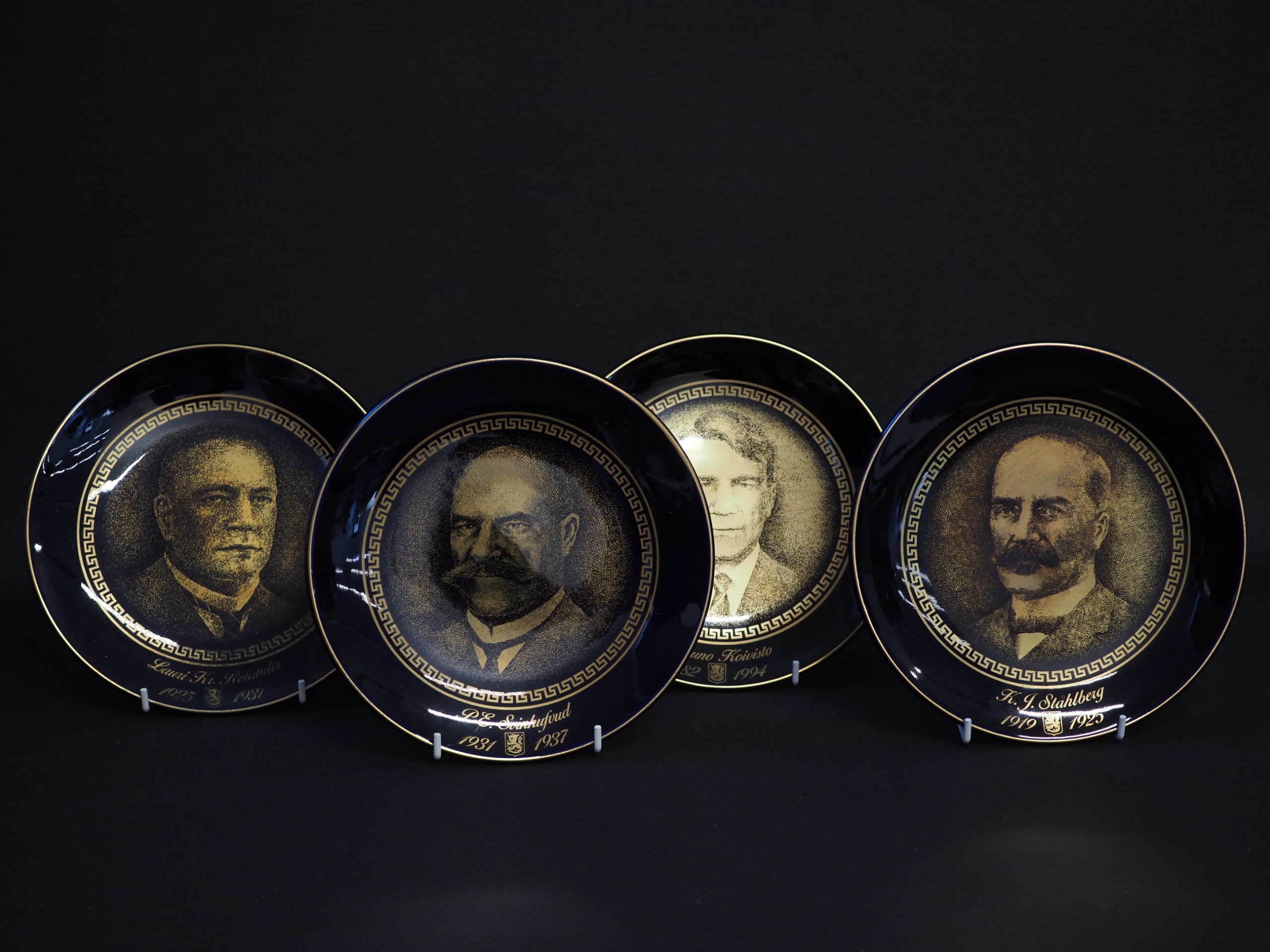 Arabia Suomen presidentit - Huutokauppa Ekman