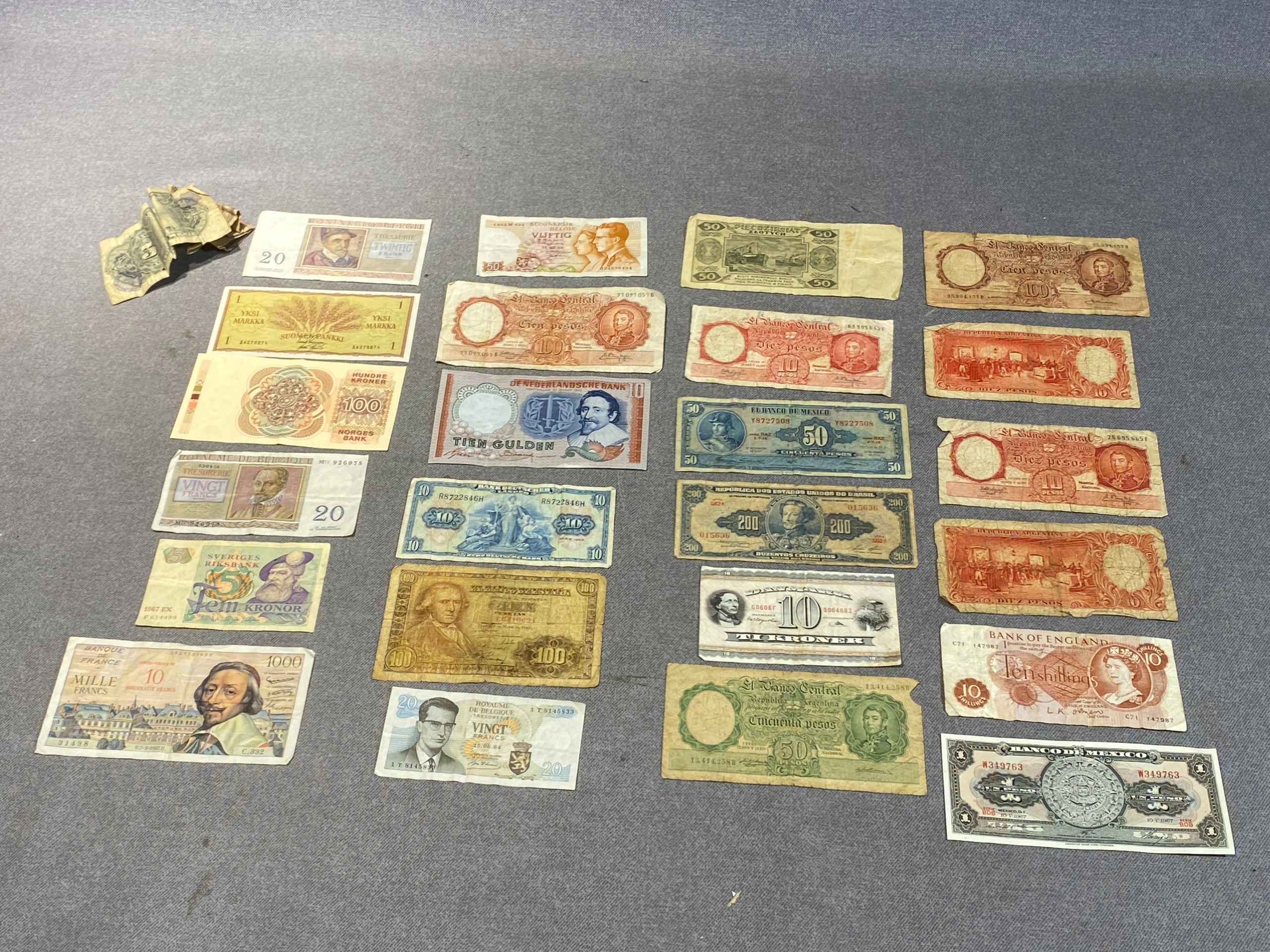 Setelit - Huutokauppa Ekman