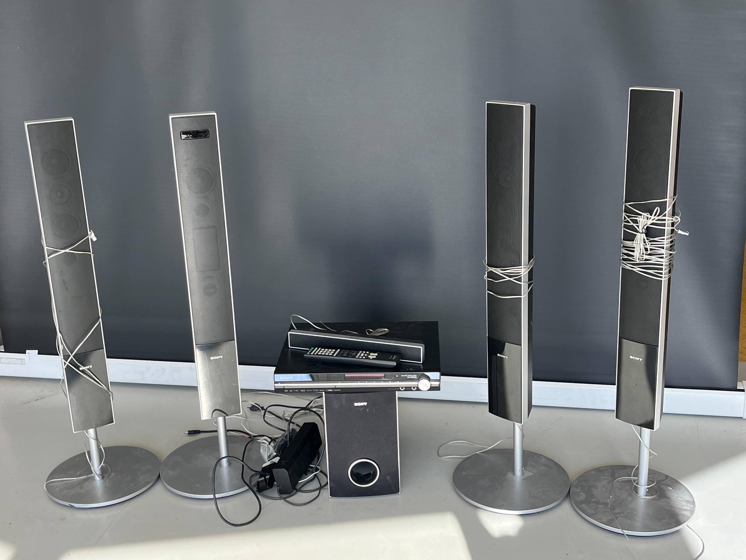 Sony - Huutokauppa Ekman