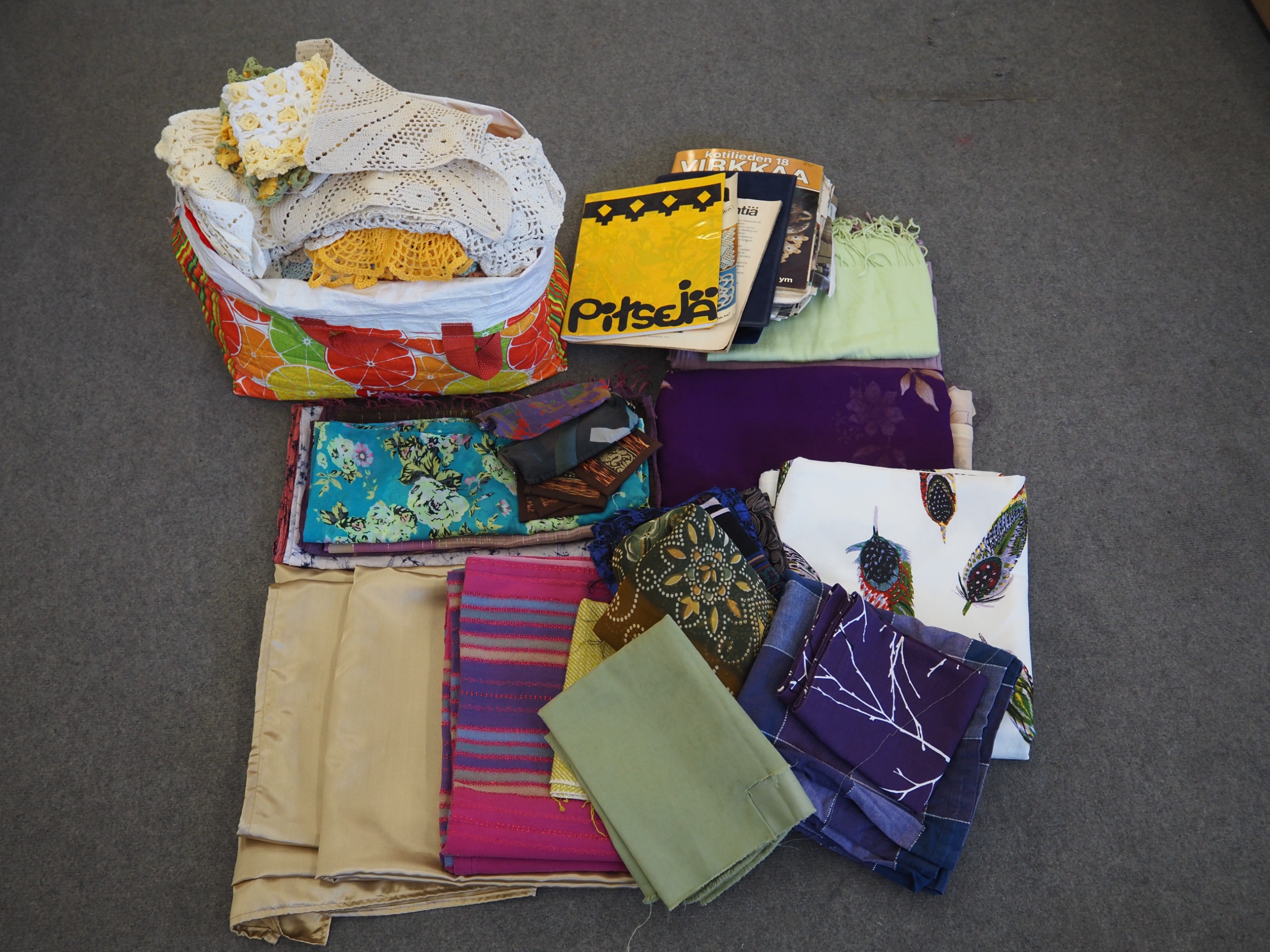 Verhot, pitsiliinat ym. - Huutokauppa Ekman