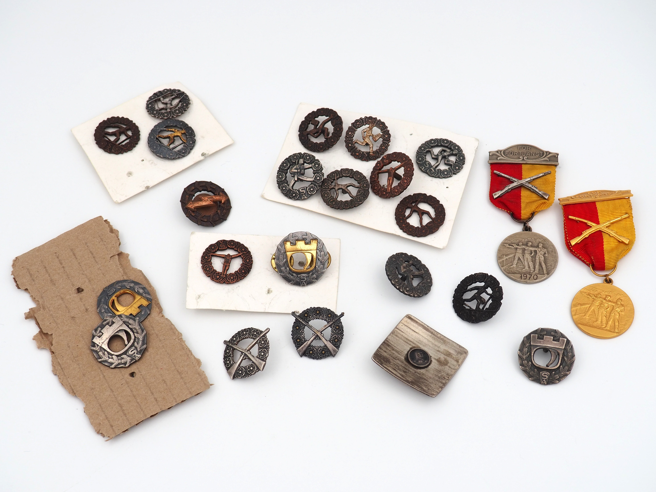 Merkit ym. - Huutokauppa Ekman