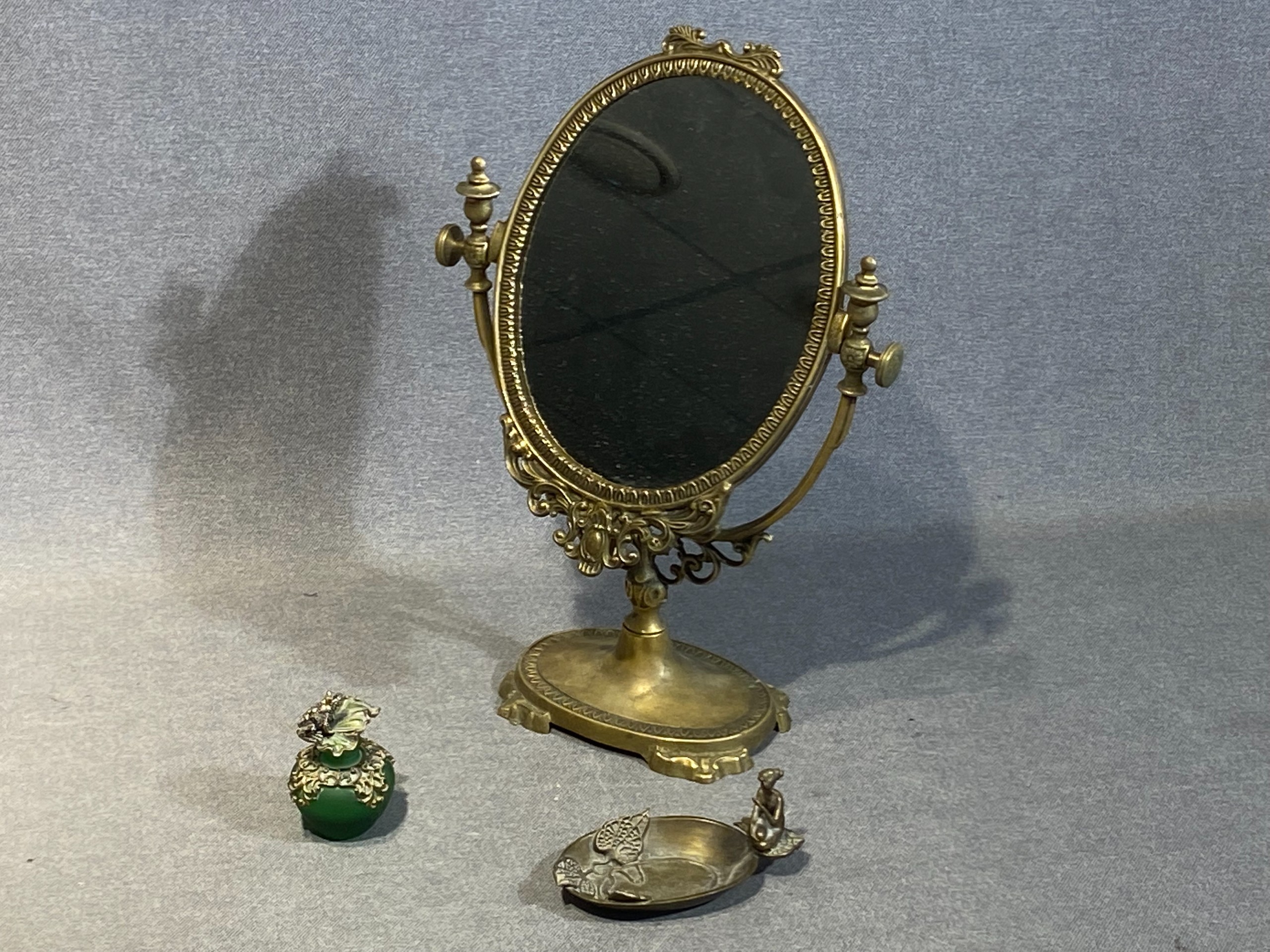 Koriste-esineet - Huutokauppa Ekman