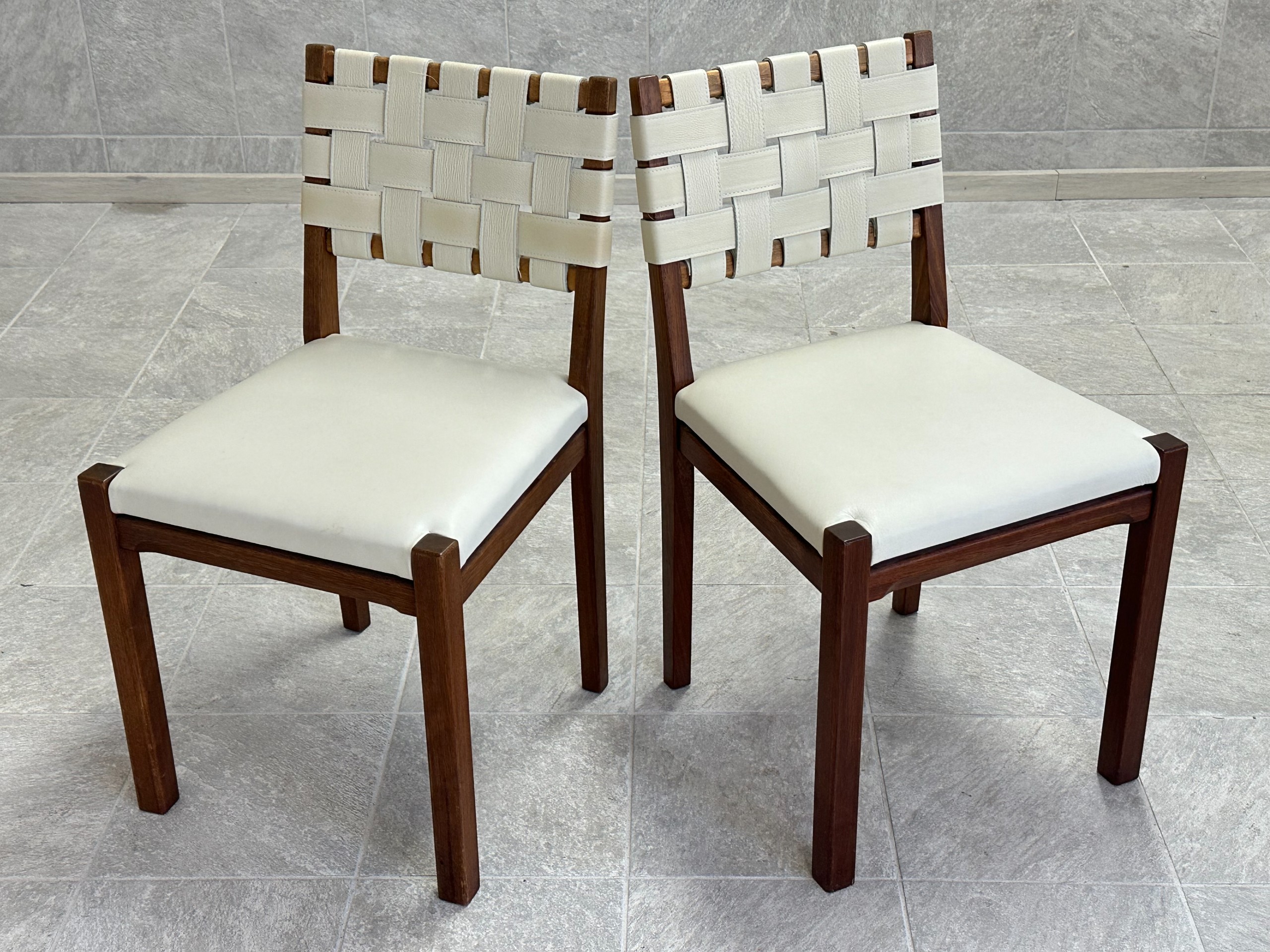 Tuolipari - Huutokauppa Ekman