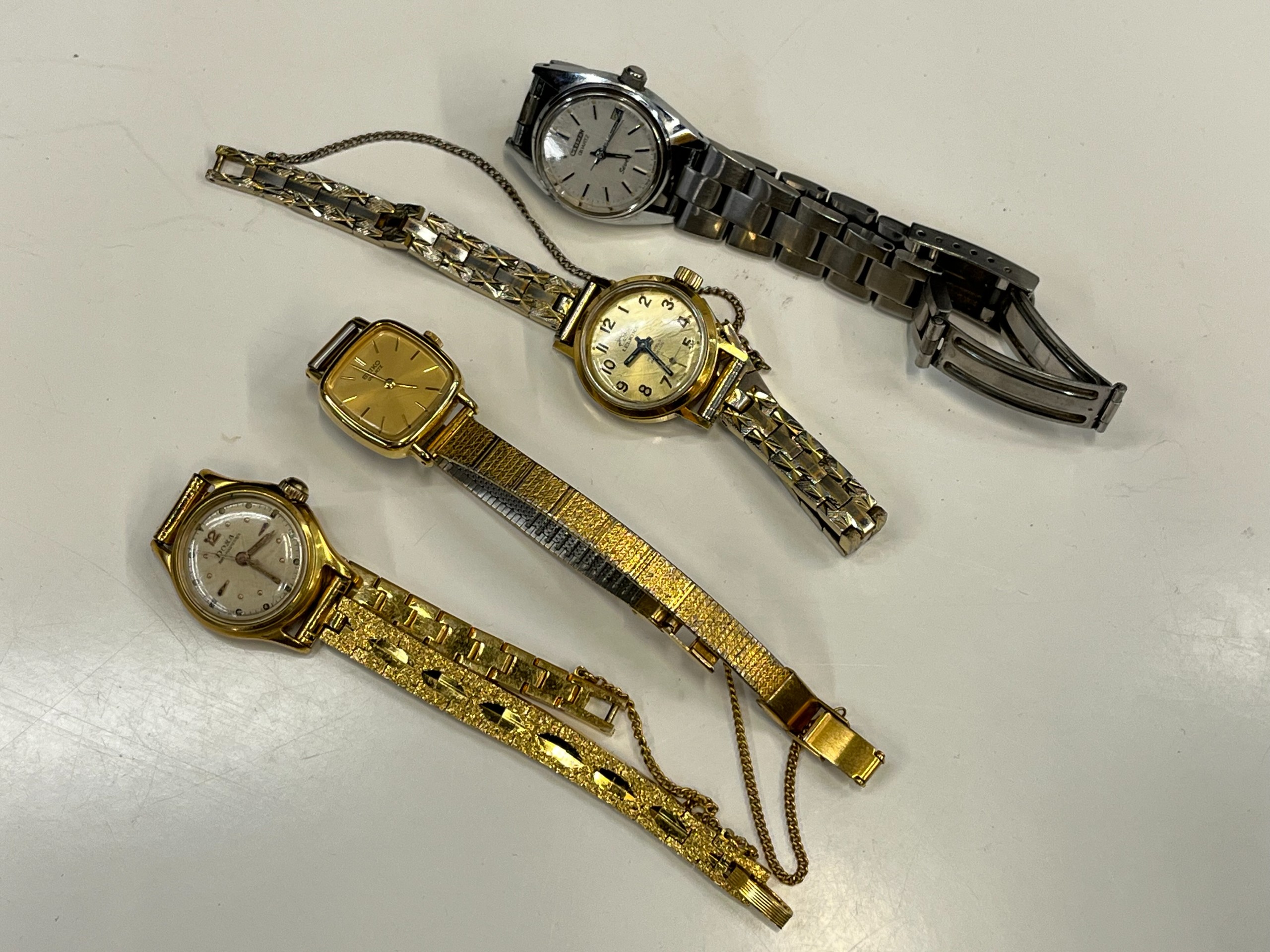 Rannekellot - Huutokauppa Ekman