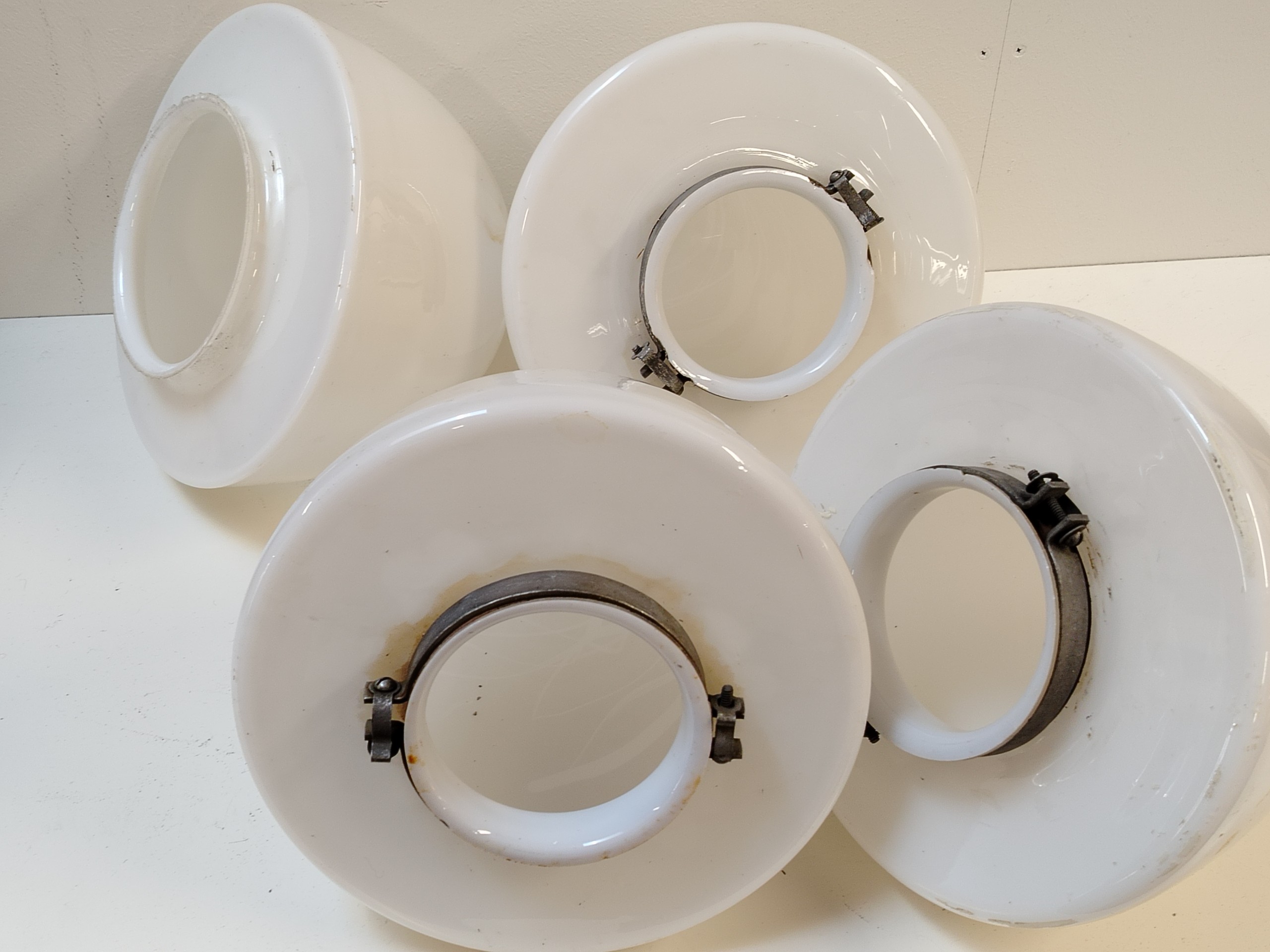 Lasi kuvut - Huutokauppa Ekman