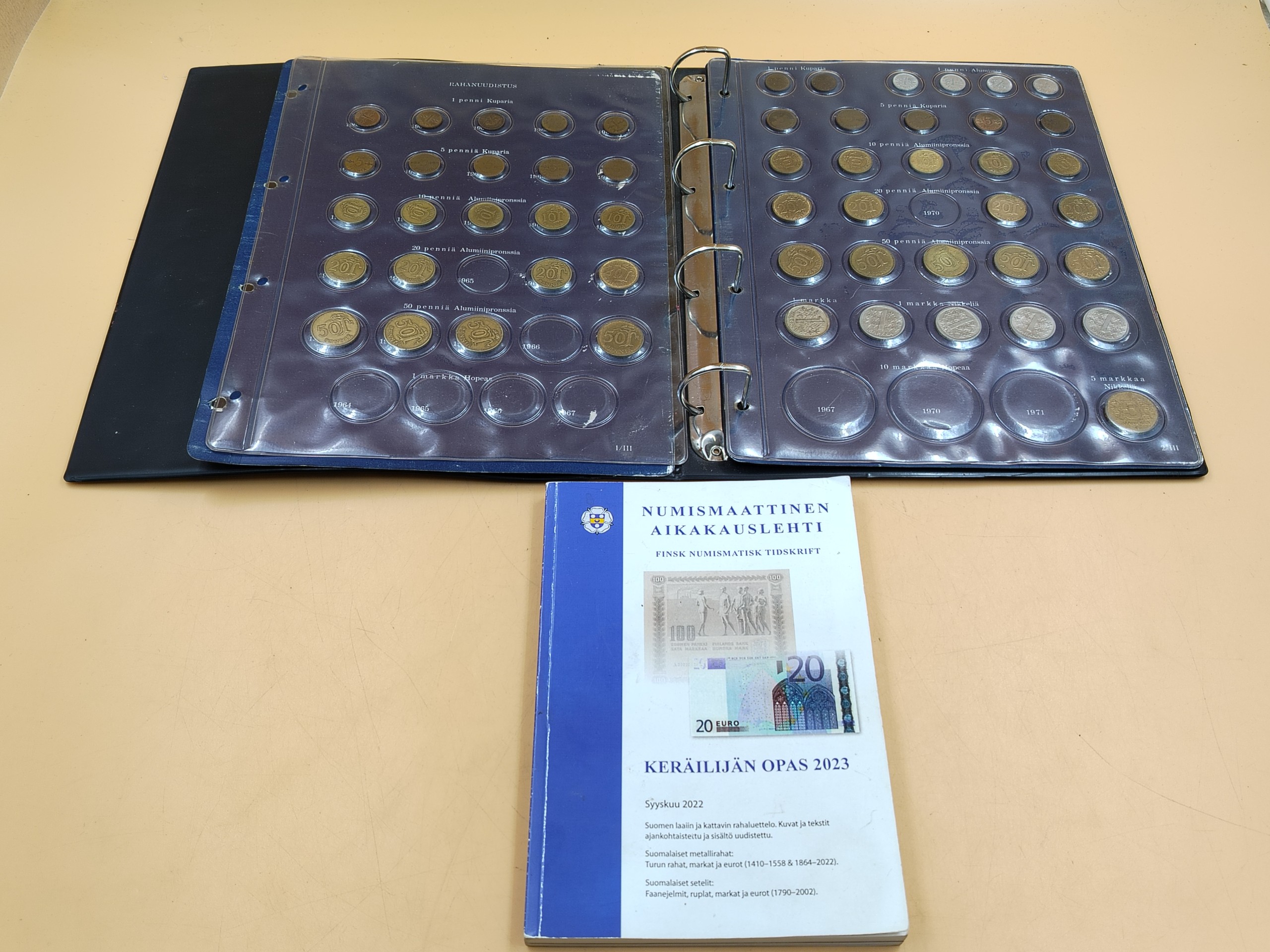 Kolikot ym. - Huutokauppa Ekman