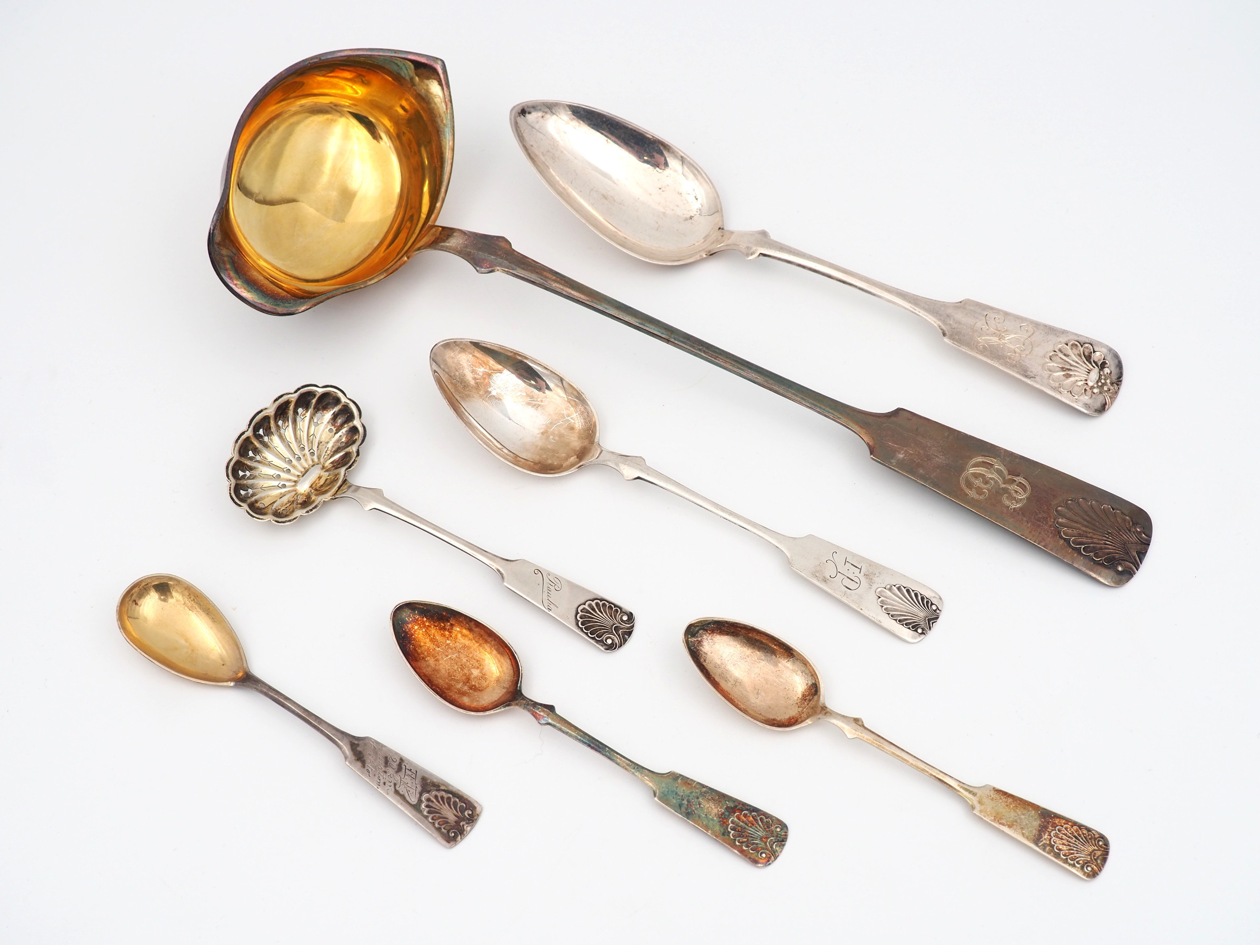 Hopeaa - Huutokauppa Ekman