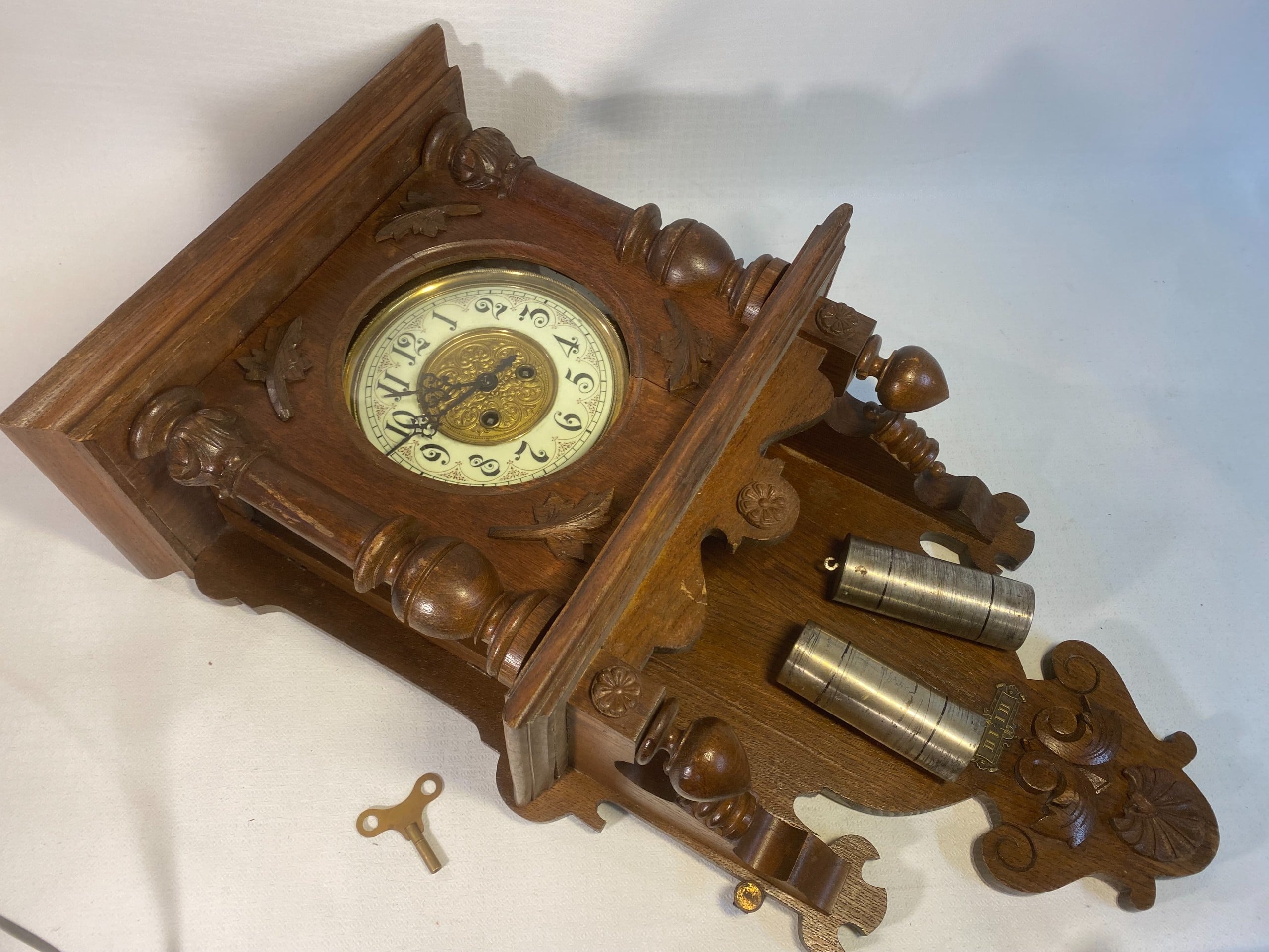 Punnuskello - Huutokauppa Ekman