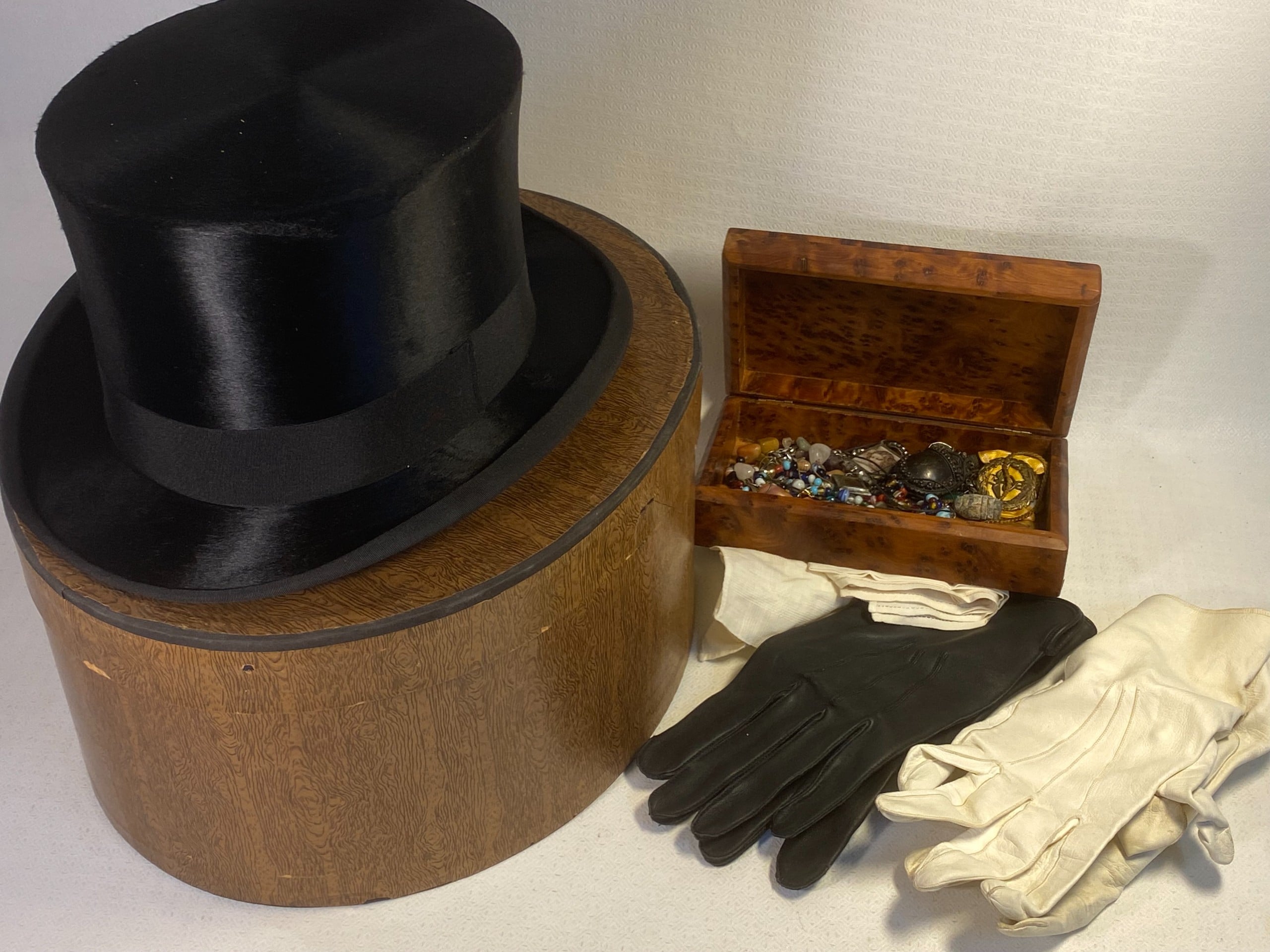 Silinterihattu ym. - Huutokauppa Ekman