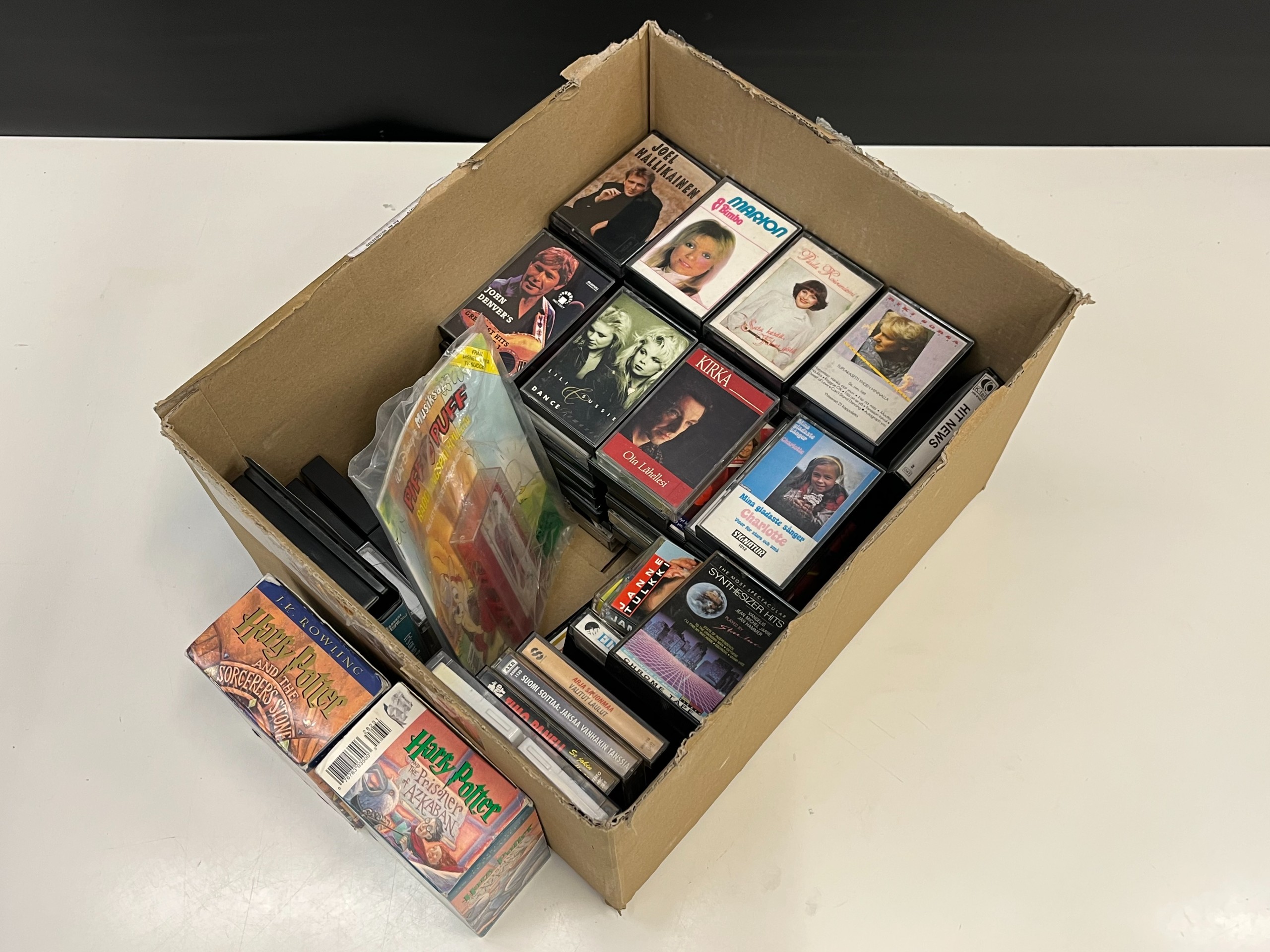 C-kasetit ym - Huutokauppa Ekman