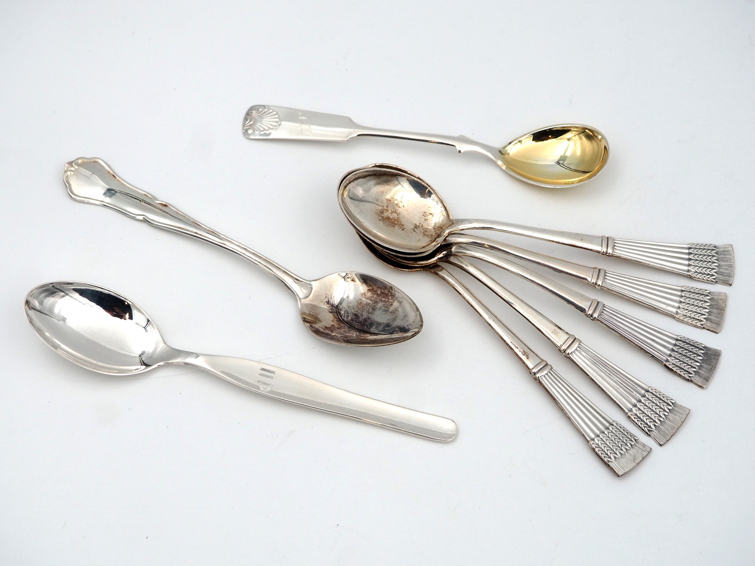 Hopeaa - Huutokauppa Ekman