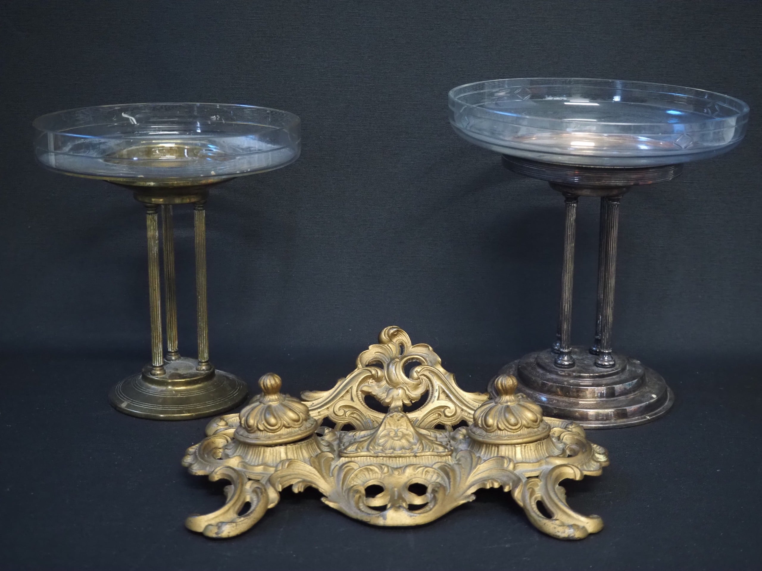 Mustepulloteline ym. - Huutokauppa Ekman