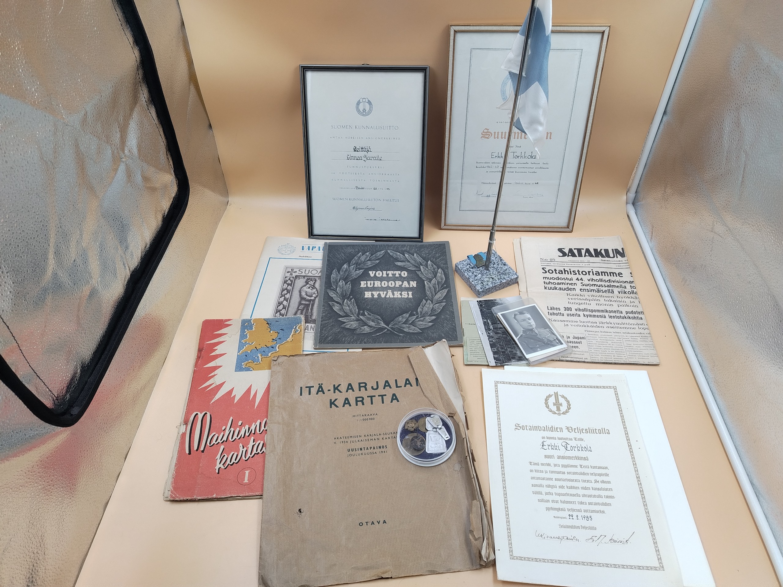 Militaria ym. - Huutokauppa Ekman