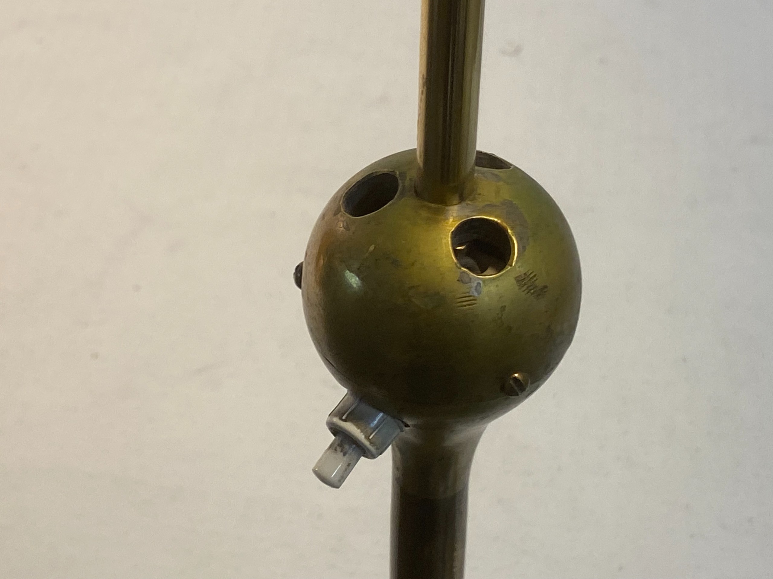 Messinkivalaisin - Huutokauppa Ekman